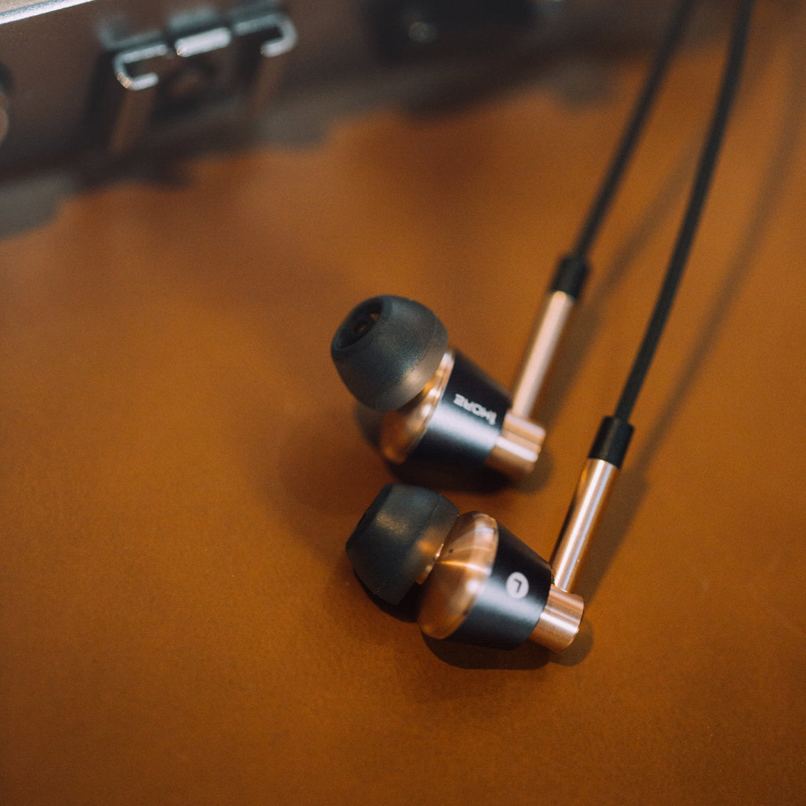  1MORE - Triple Driver、mySite、merchandisen