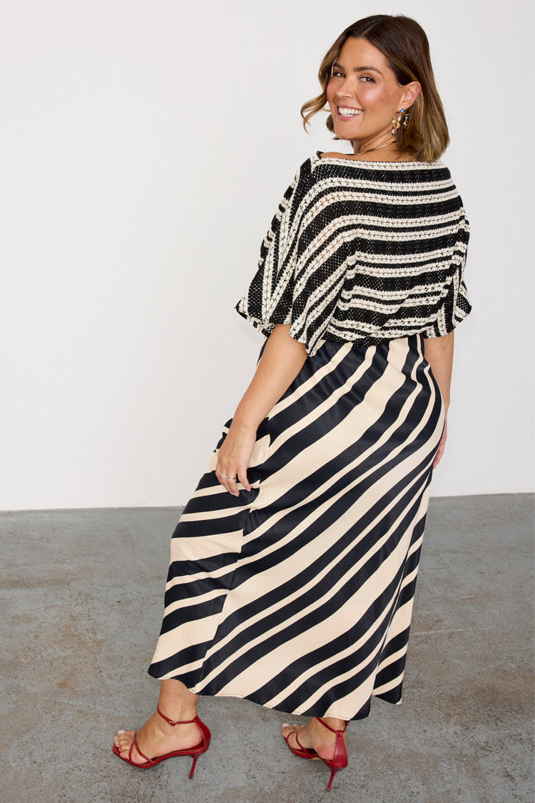 Mono Crochet Tilly Dress、mySite、solidvoid