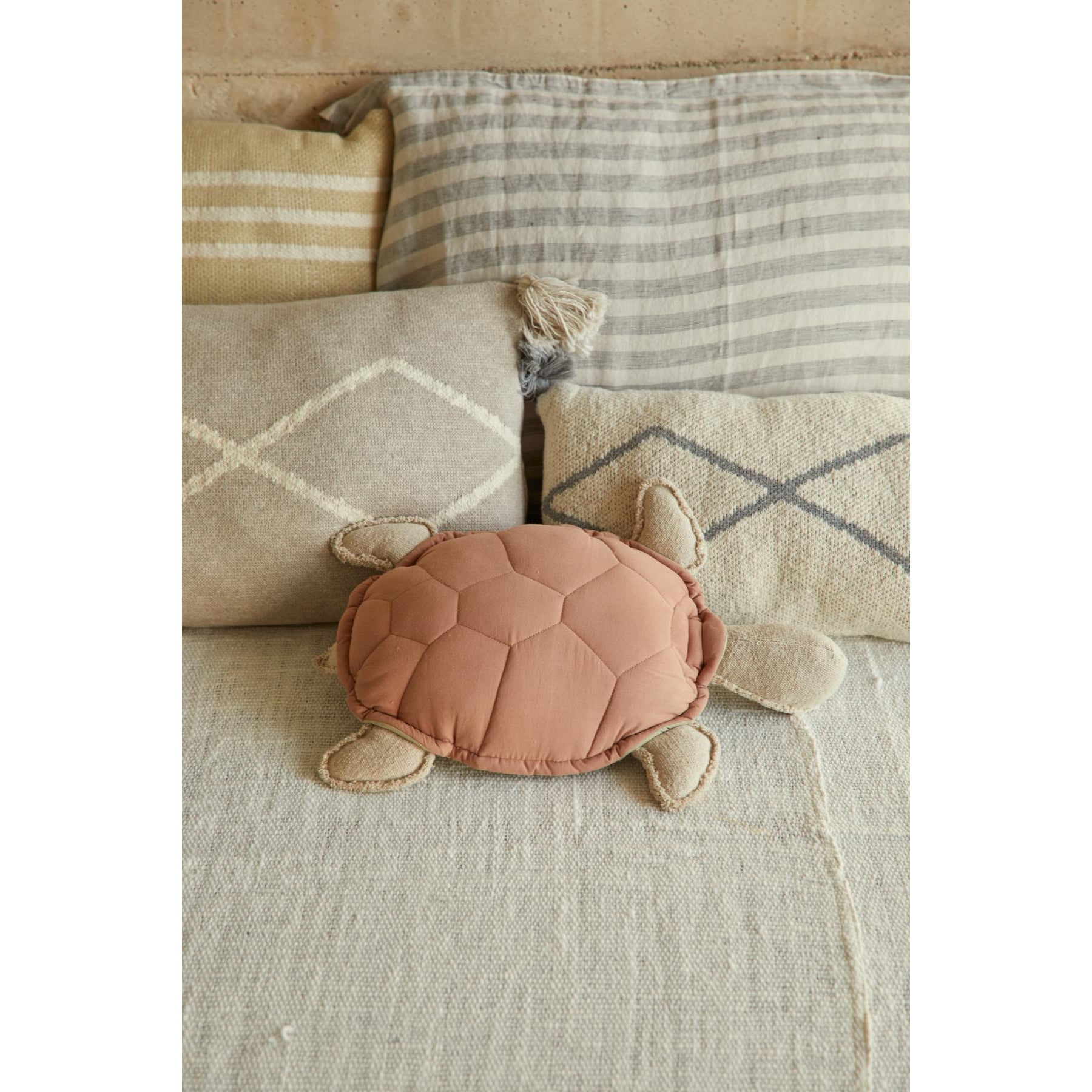 Sea Wonders Turtle Cushion、mySite、gigharbornorthrealestate