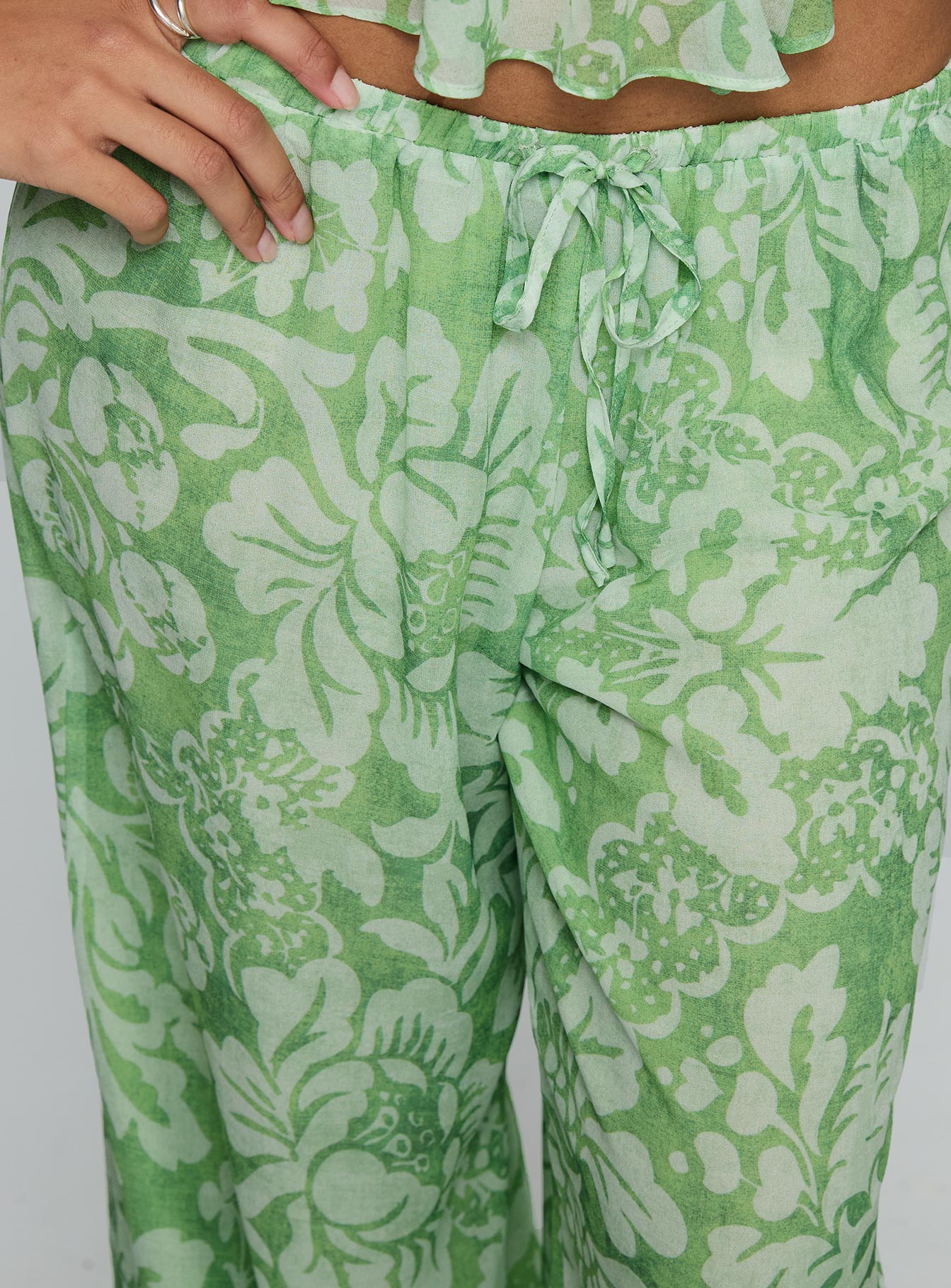 Finesse Pants Green Floral、mySite、solidvoid