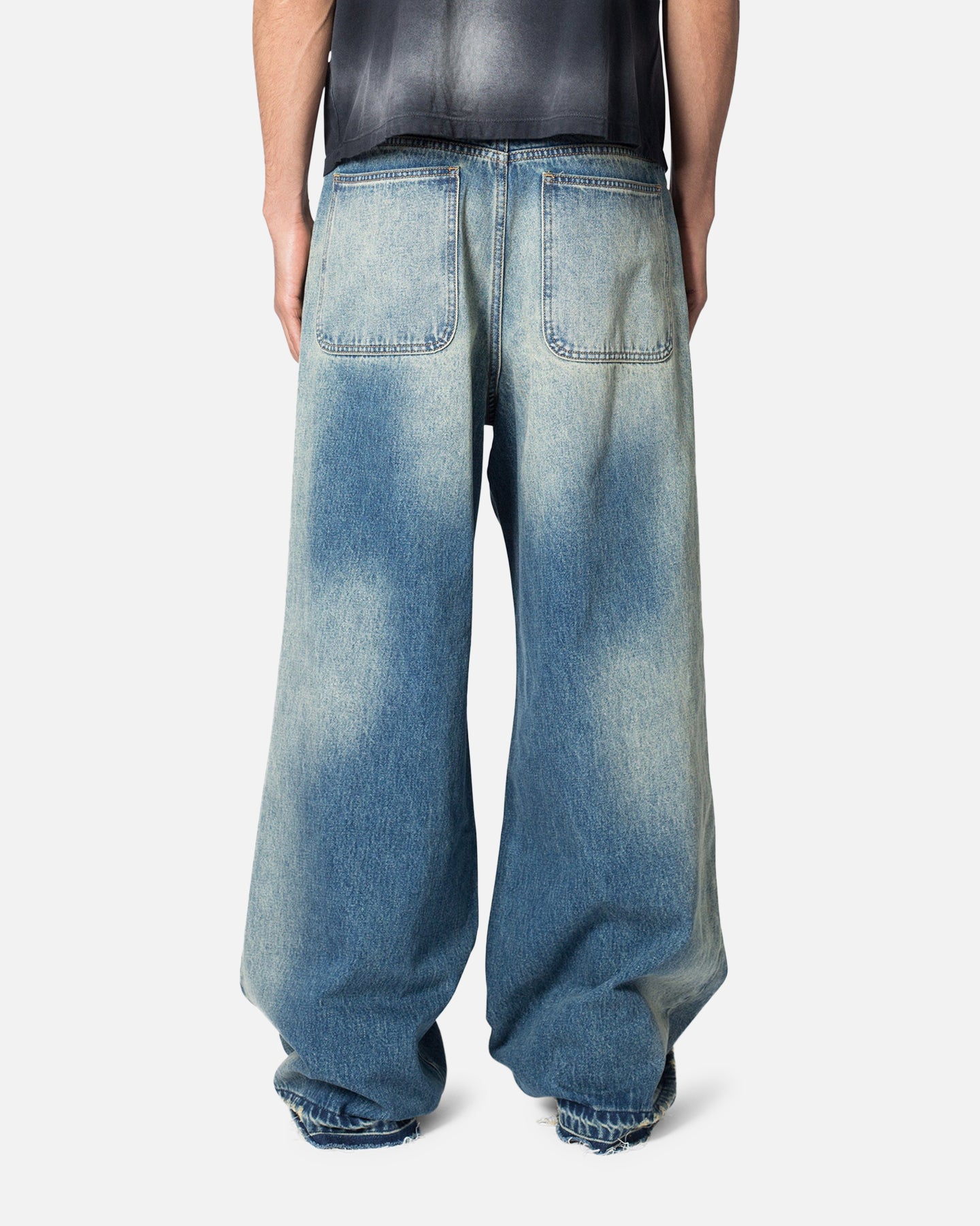 {product_title} - {shop_name}