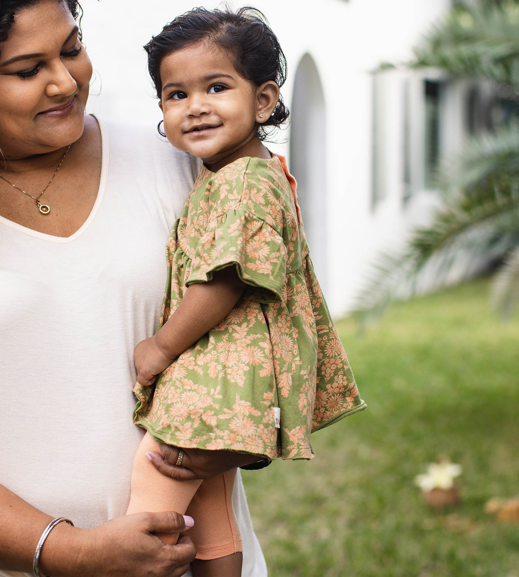  Vibrant Garden Organic Baby Girl Top & Pants Set、mySite、layawaytickets