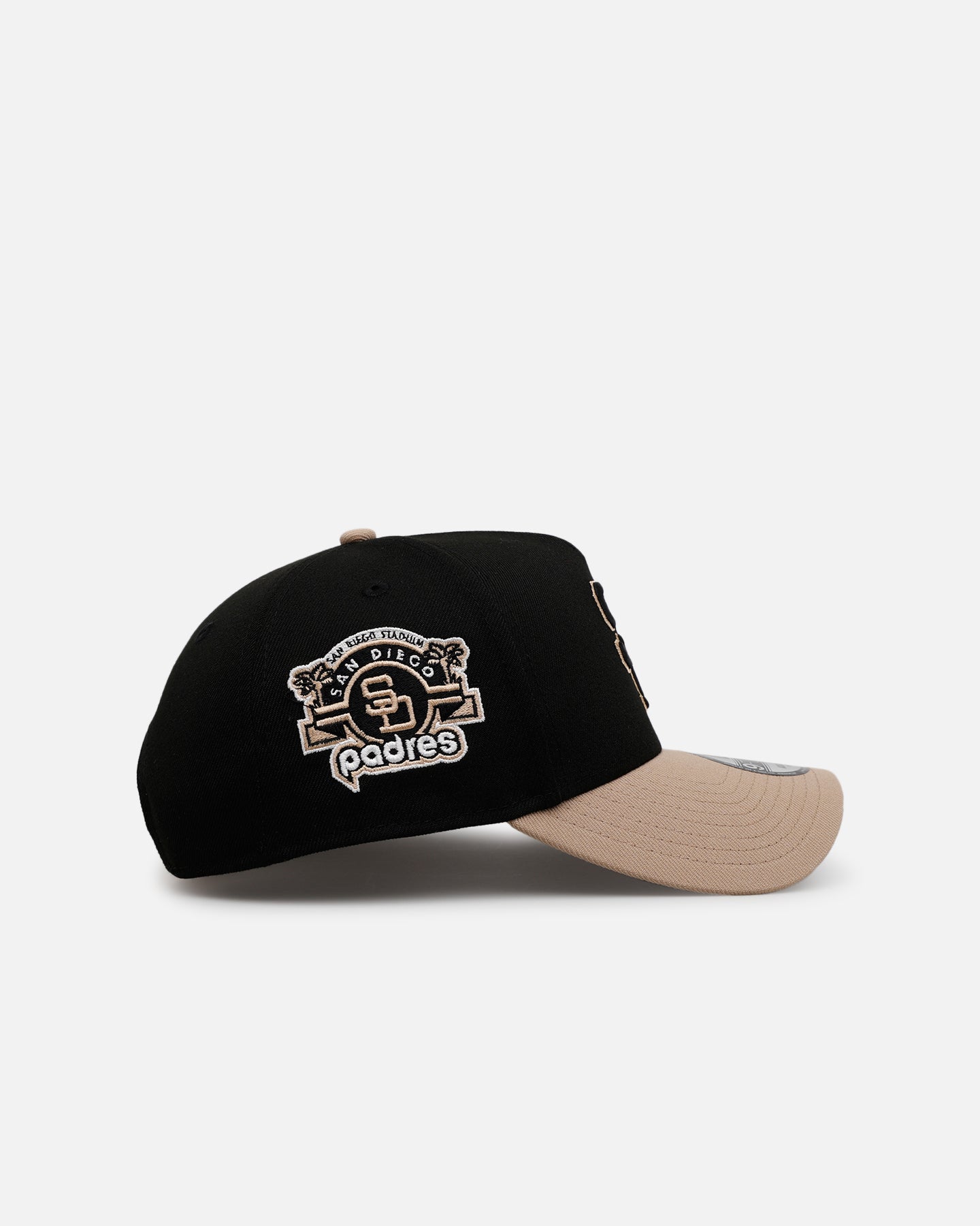New Era San Diego Padres 'Desert Nights' 9FORTY A-Frame Snapback Black/Camel、mySite、zt4zffjzw