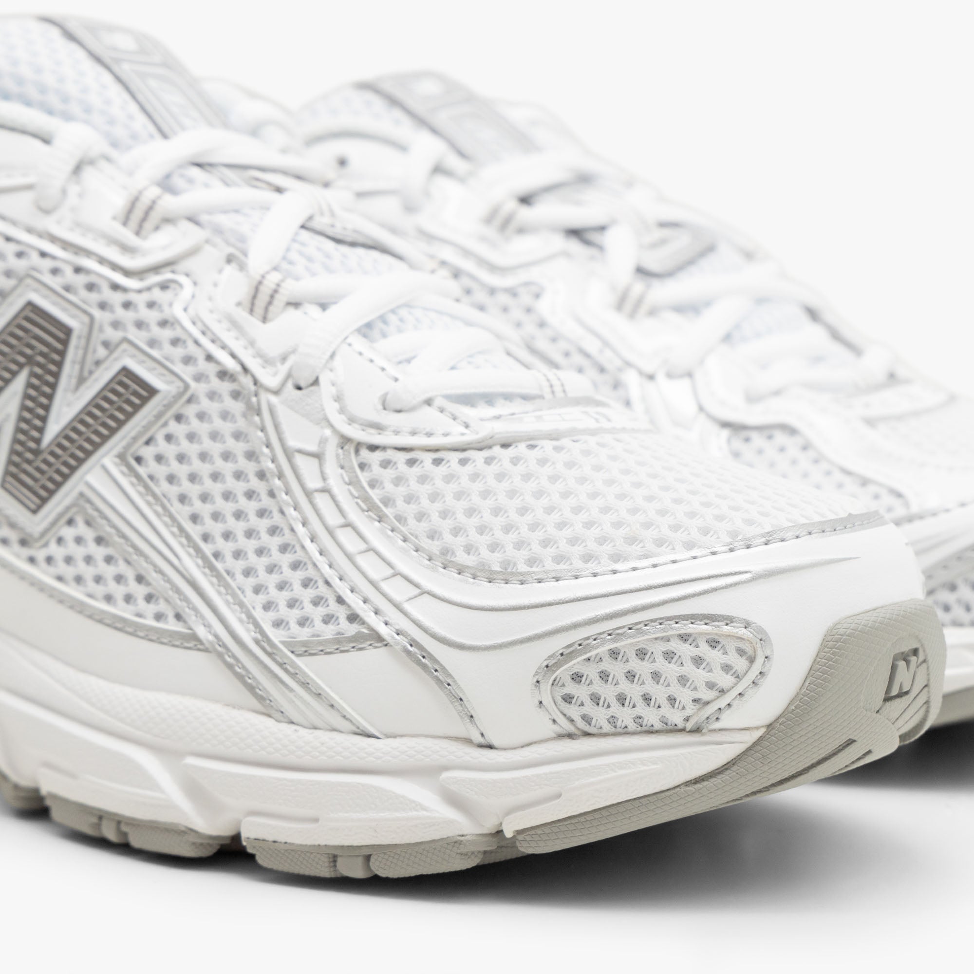  New Balance U740 / White / Silver Metallic、mySite、merchandisen