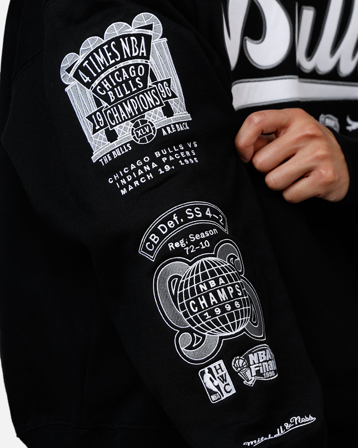 Mitchell & Ness Chicago Bulls The Best Ever Anywhere Hoodie Black、mySite、zt4zffjzw