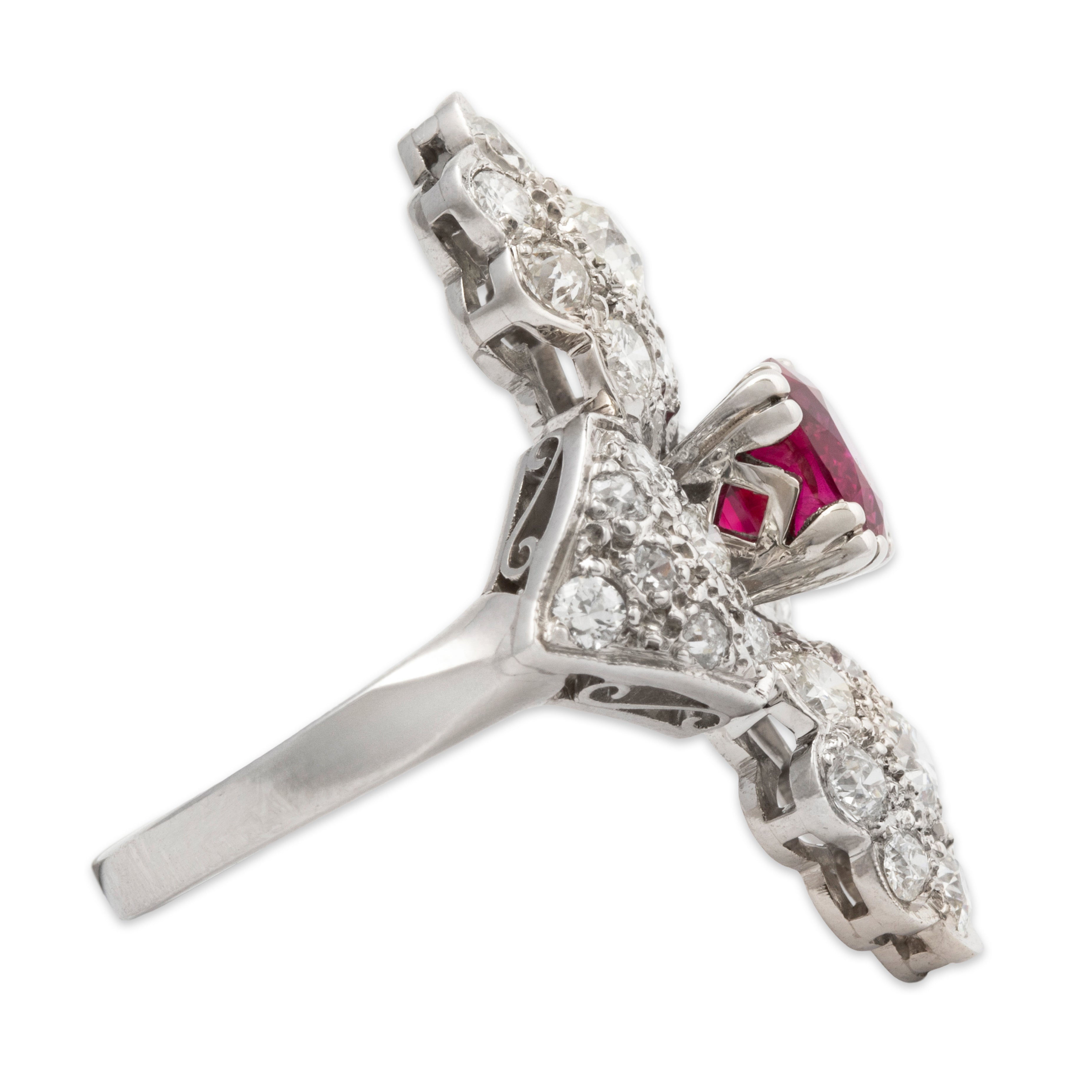Vintage Extraordinary Platinum 1.69ct Burma Ruby 2cttw Old Mine Diamond Ring、mySite、hinf8tx79
