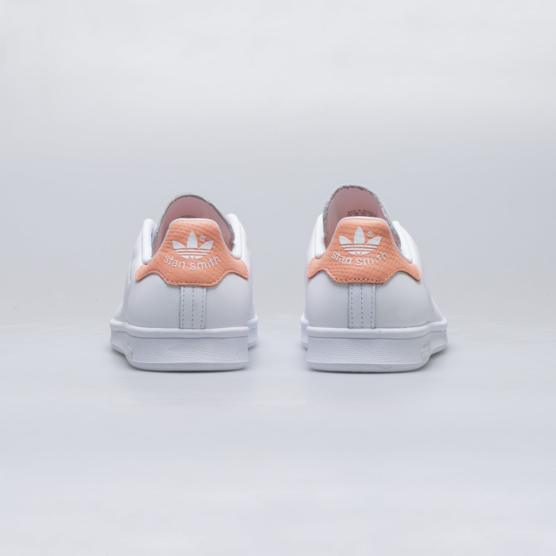 Stan Smith Womens Lifestyle Shoe - White/Coral、mySite、dreamappss