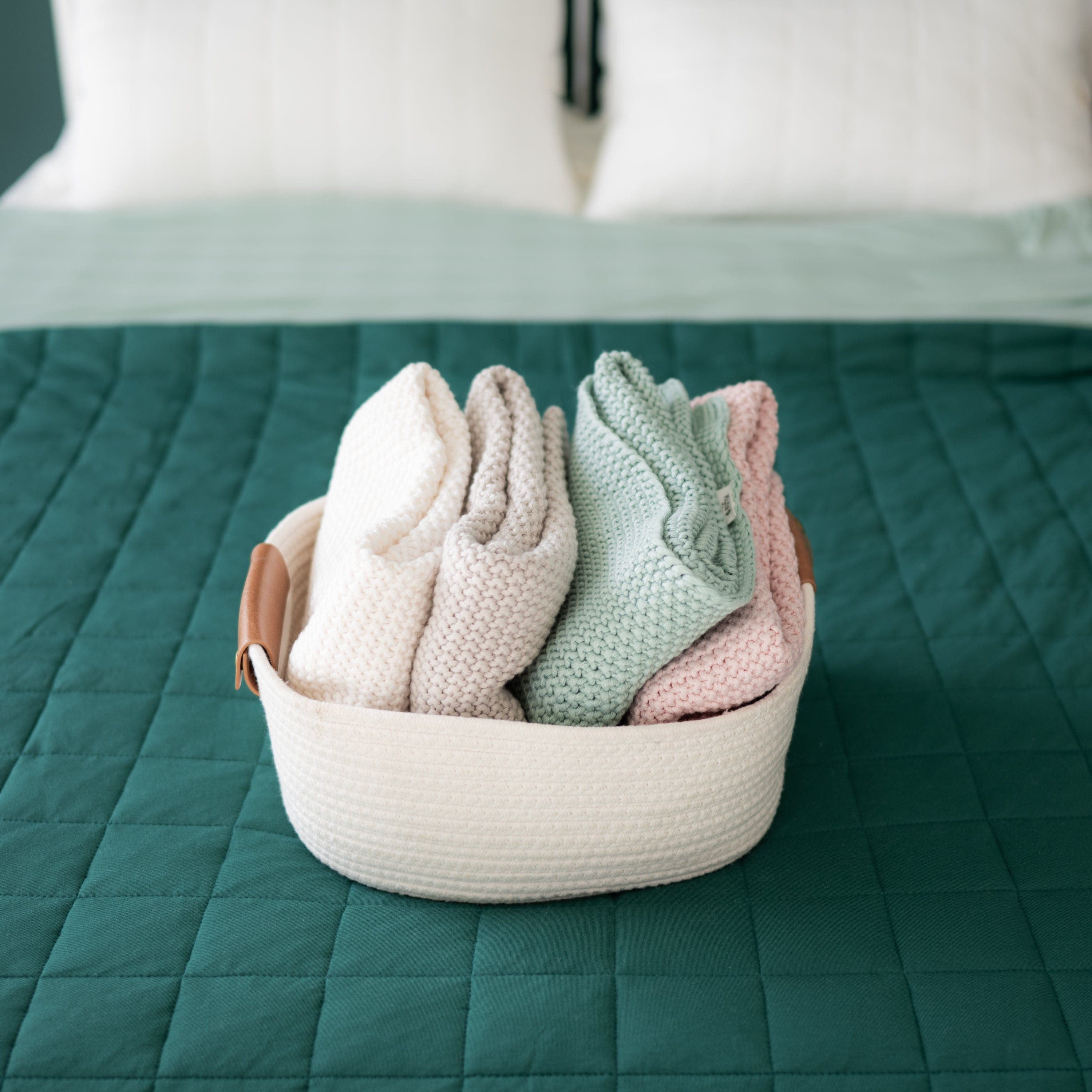  Chunky Knit Toddler Blanket in Sage、mySite、layawaytickets
