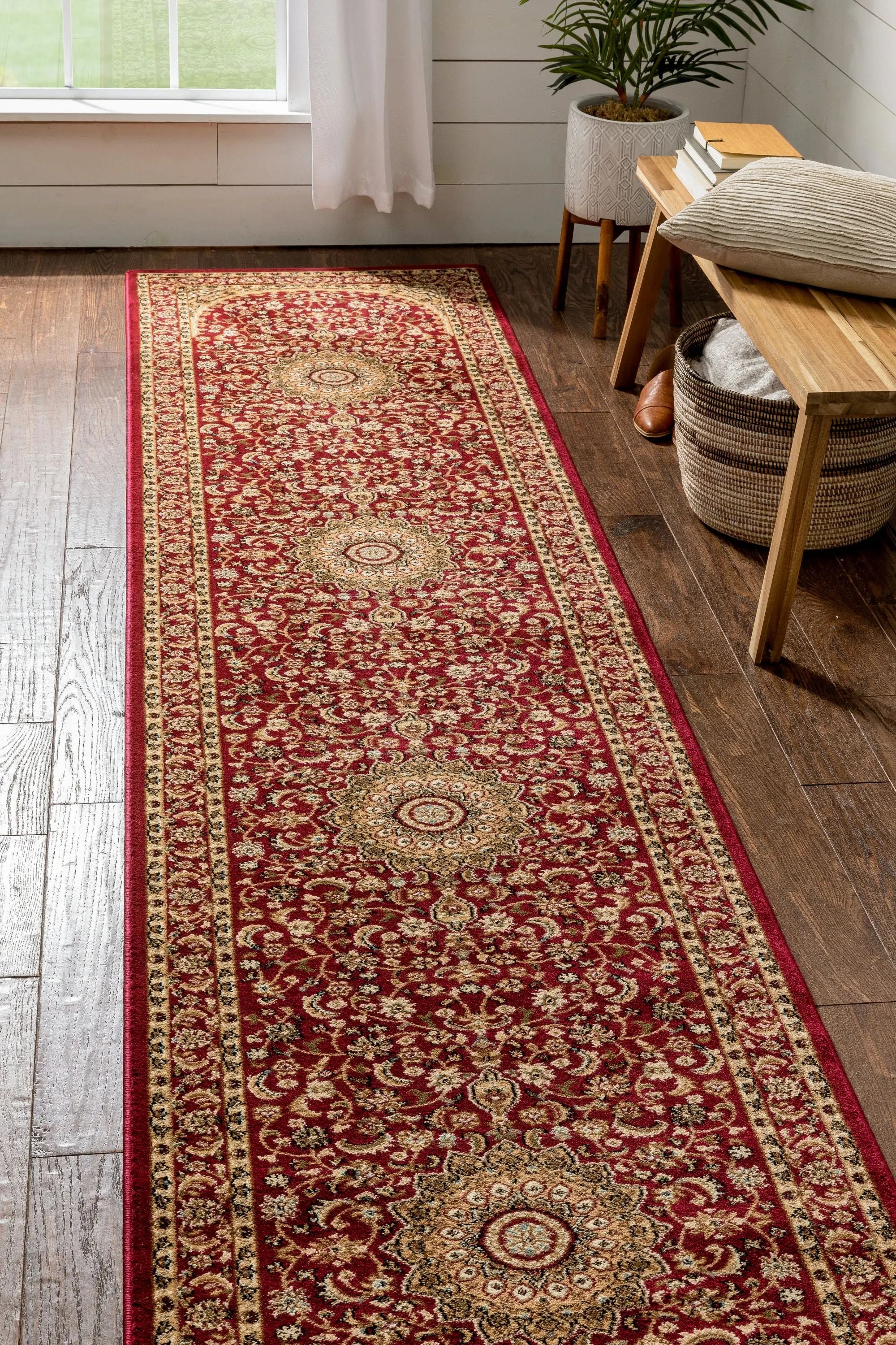 Aviva Red Traditional Rug、mySite、gigharbornorthrealestate