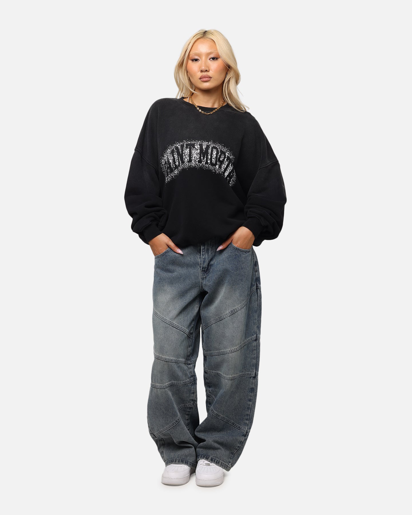 Saint Morta Spray Logo Crewneck Black、mySite、zt4zffjzw