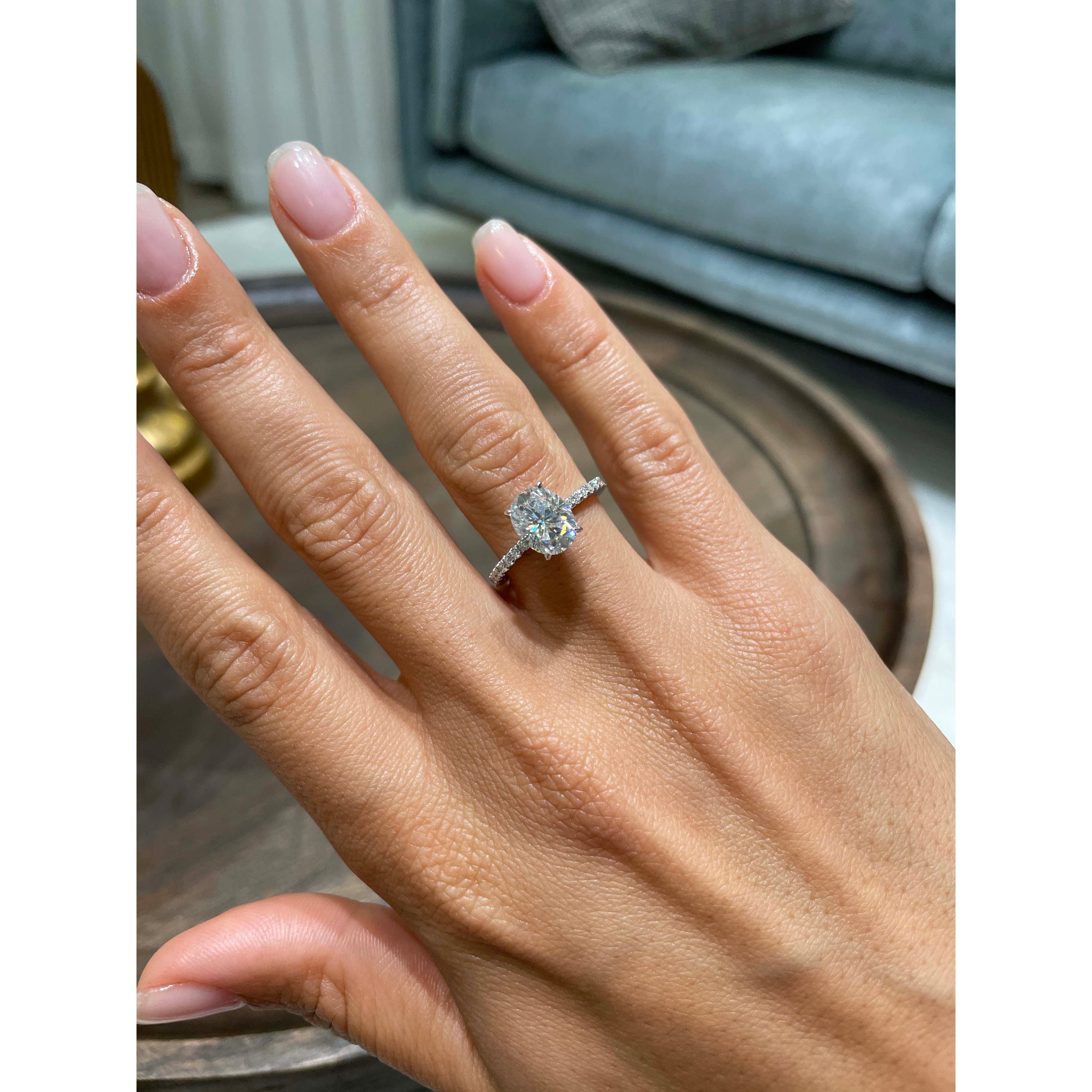 Lucy Moissanite & Diamond Ring -18K White Gold、mySite、hinf8tx79