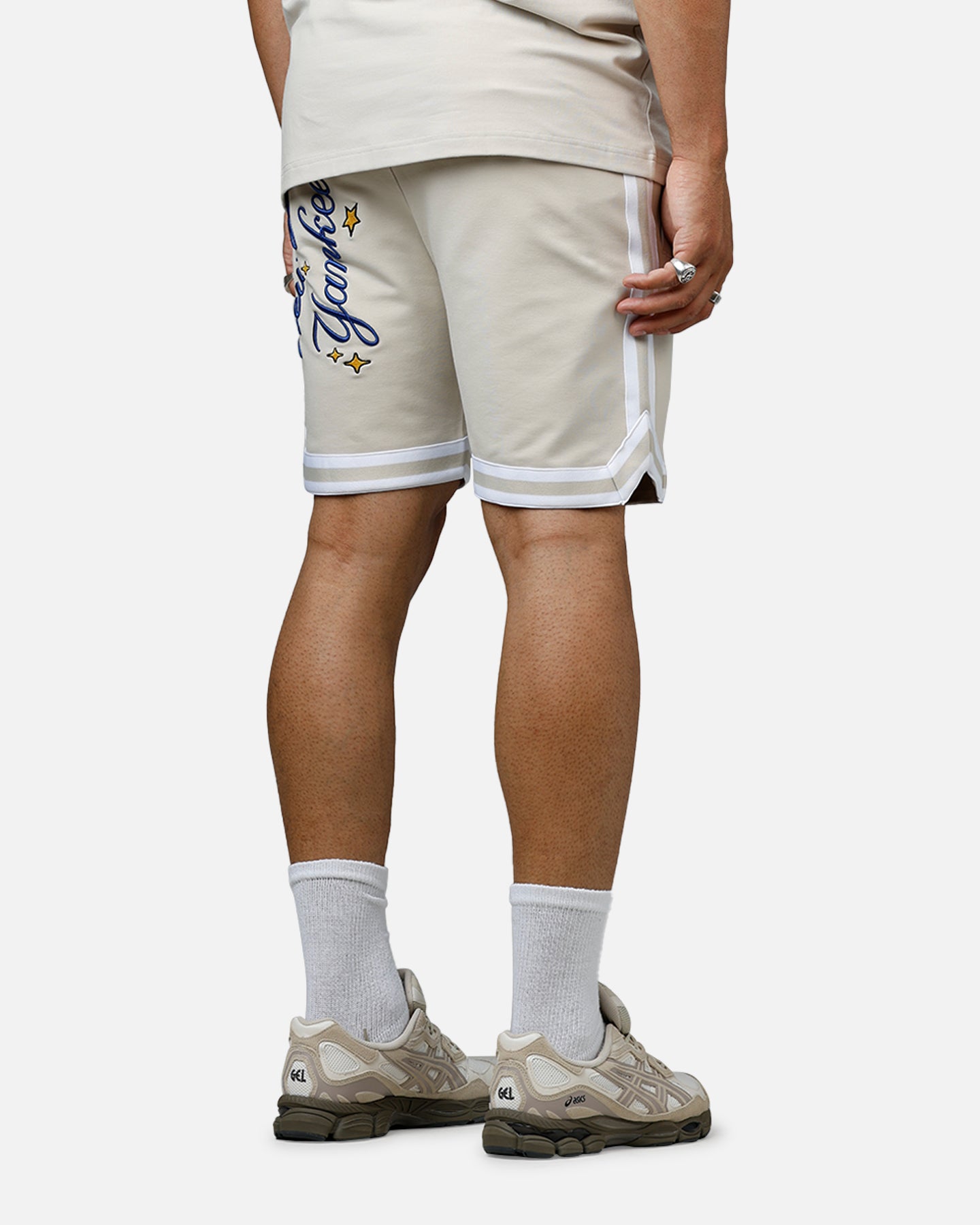 New Era New York Yankees 'Logo Select' Summer Shorts Stone、mySite、zt4zffjzw