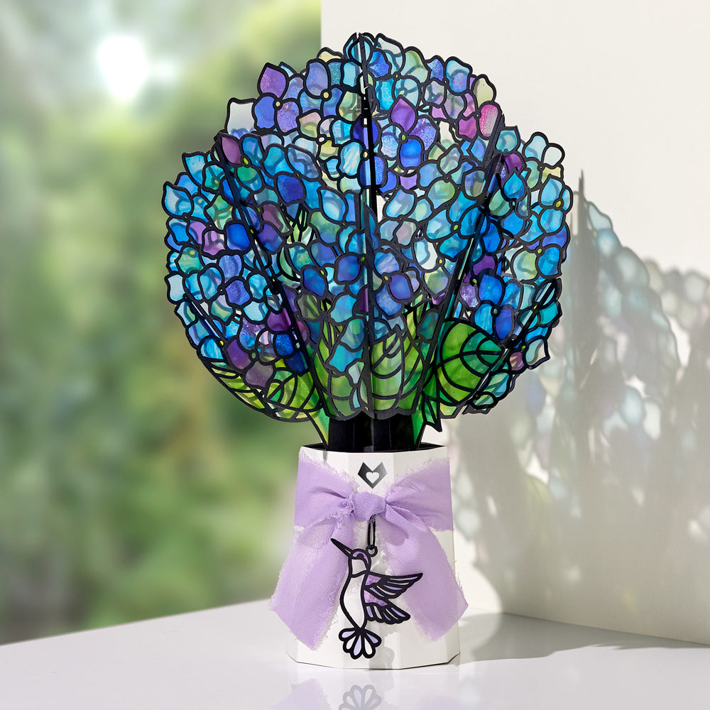 Sunlit Hydrangeas Suncatcher Bouquet、mySite、solidvoid