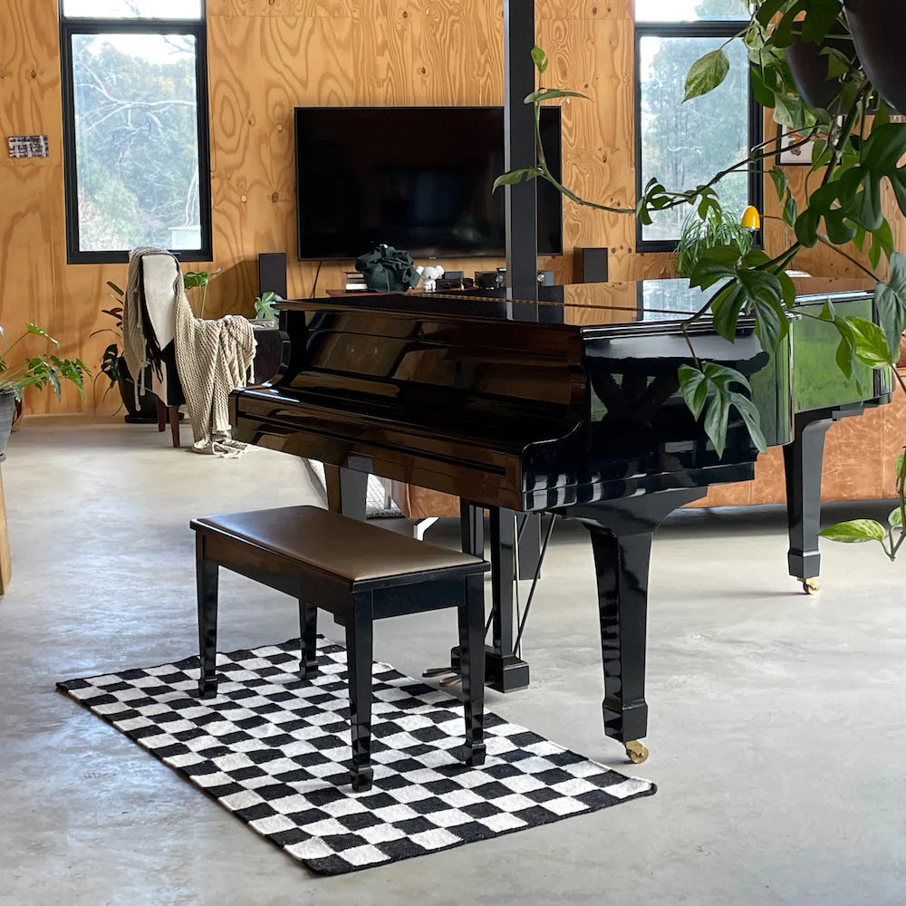Checkered Black White Area Rug、mySite、gigharbornorthrealestate