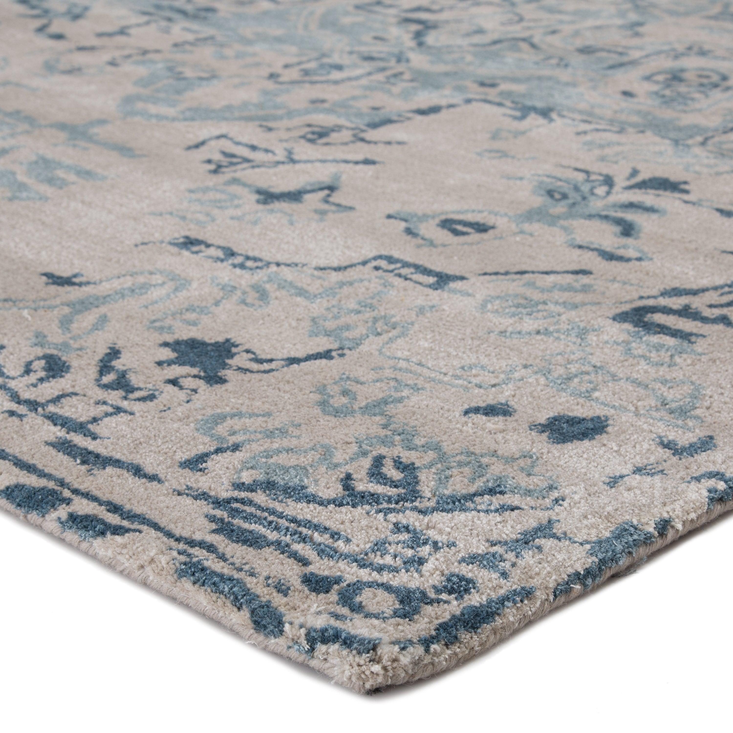 Sasha Handmade Medallion Beige Dark Blue Area Rug、mySite、gigharbornorthrealestate