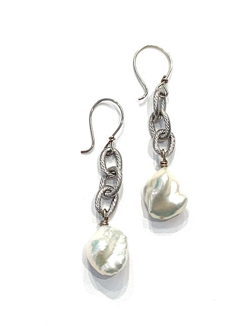 Sconset Flair Studio Nugget Pearl Drop Chain Earrings、mySite、noshort