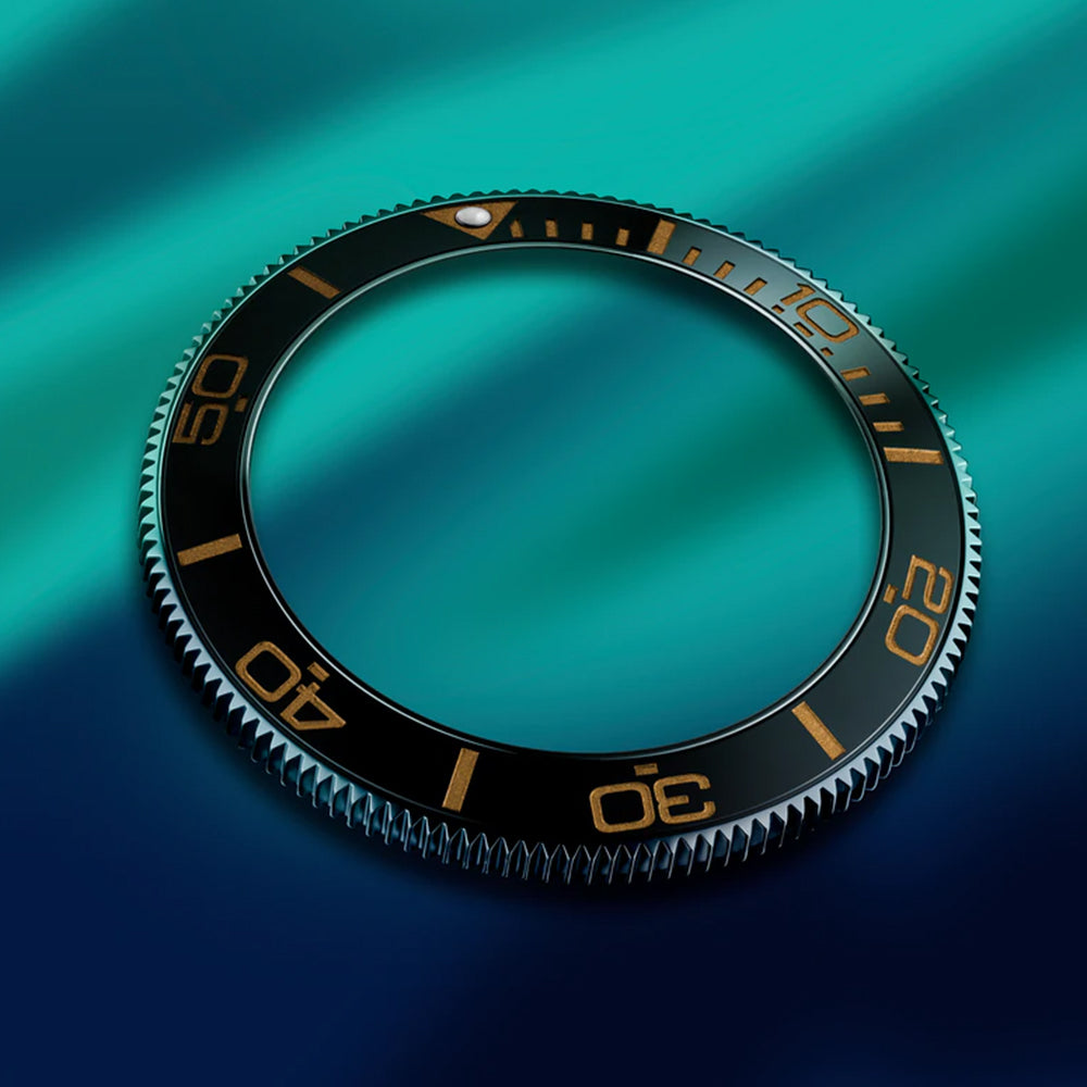  DS Action Diver 40.5mm - Black on Two-Piece Strap