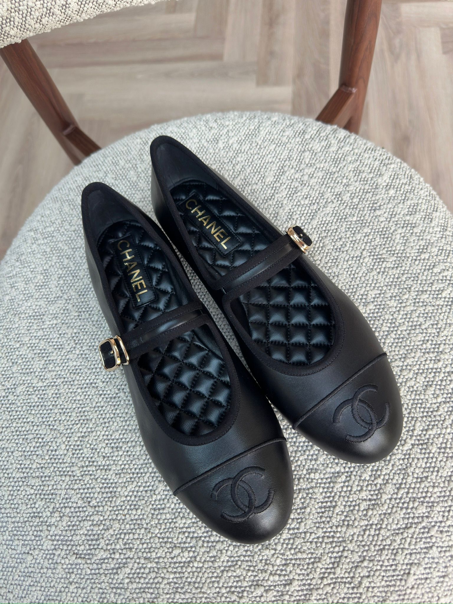 Chanel Lambskin Mary Janes (Black)、mySite、garminoutage.com