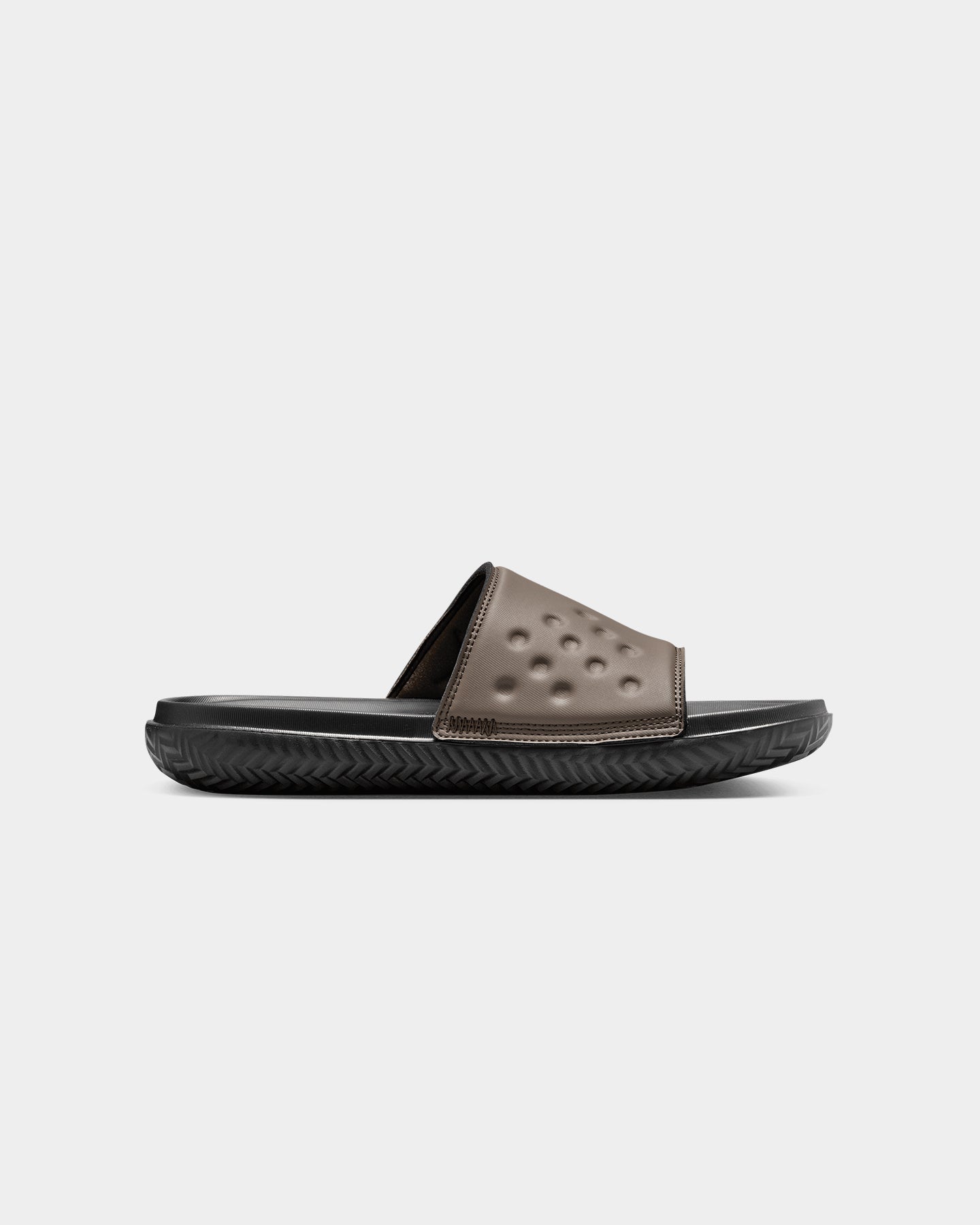 Jordan Play Palomino/Fire Red、mySite、zt4zffjzw