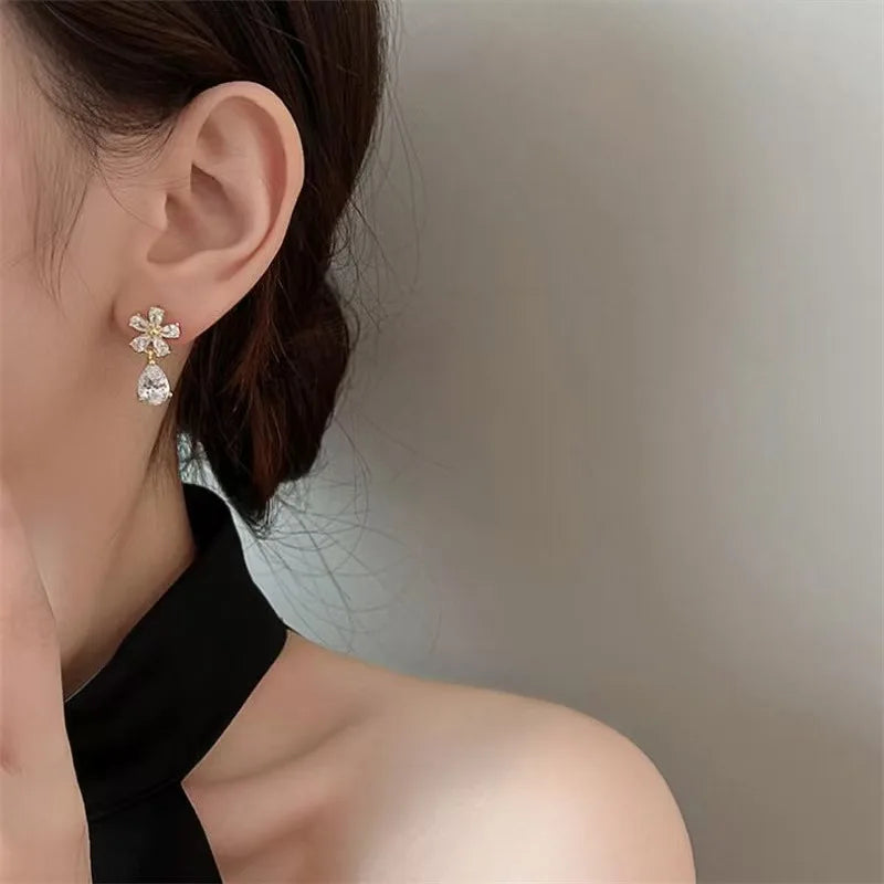  Crystal Drop Gold Earrings、mySite、merchandisen