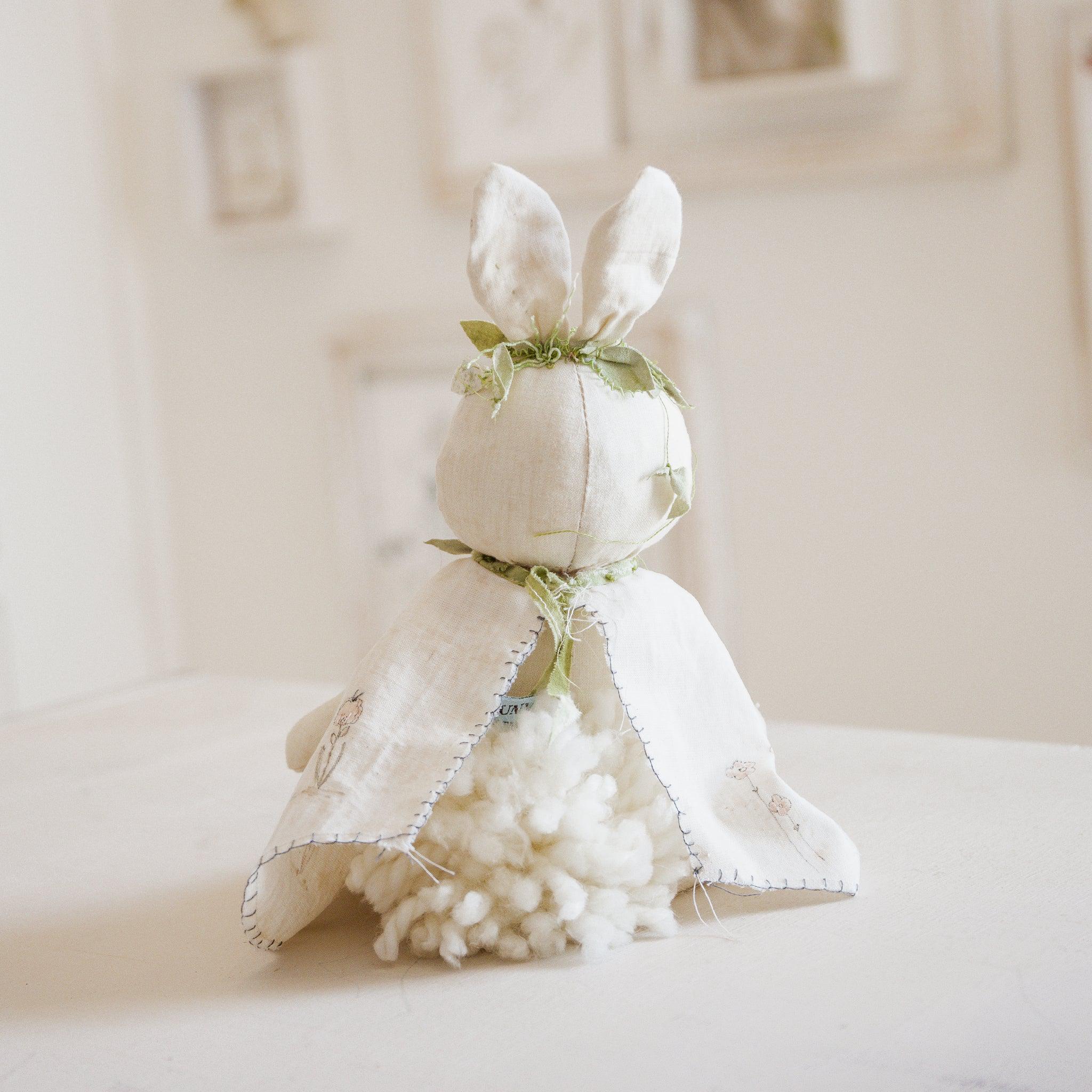 RETIRED - Hutch Studio Original - Willa Wildflower - Hand-Crafted Cotton Bunny、mySite、g9winljtr