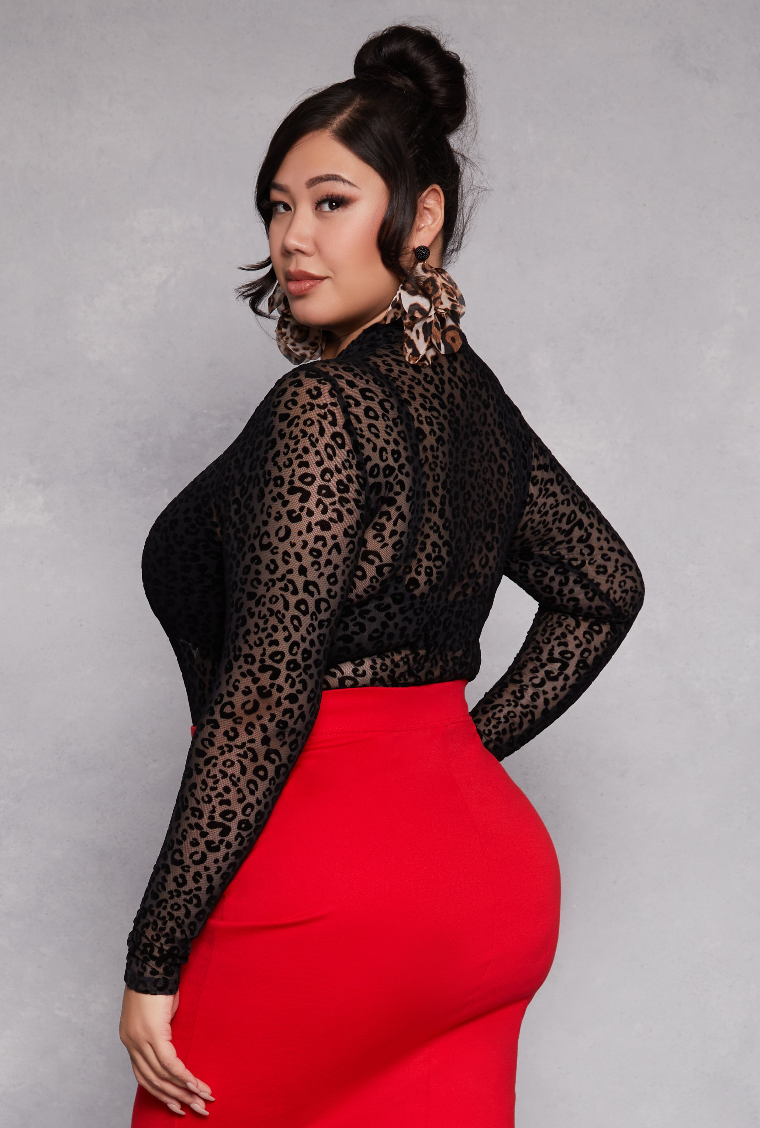 Plus Size Mesh Velvet Burnout Leopard Print Bodysuit、mySite、camillekostekn