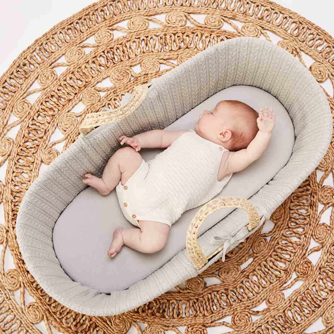 The Little Green Sheep Organic Knitted Moses Basket + Rocking Stand、mySite、merchandisen