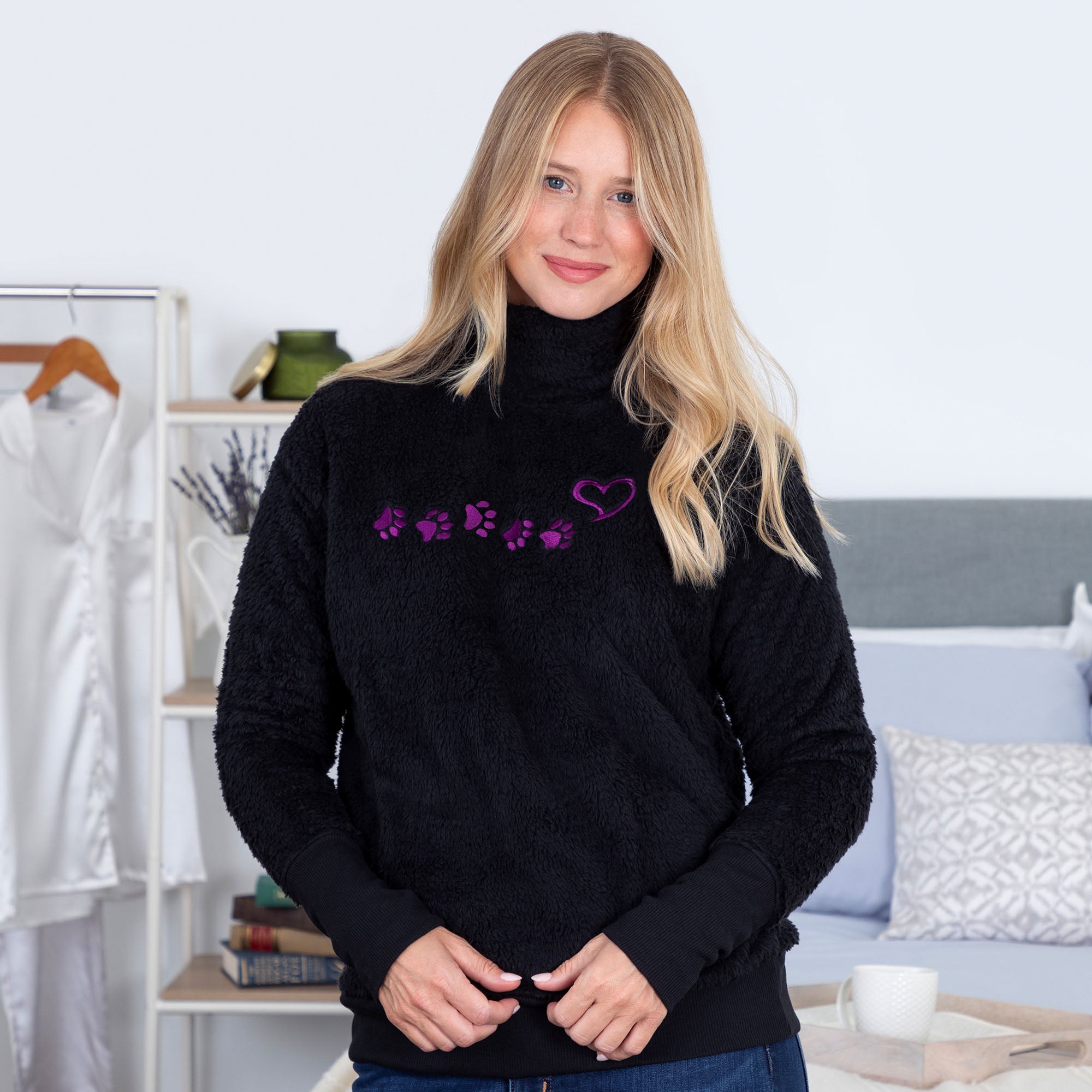 Paw Print Mock Neck Plush Sherpa Fleece Pullover with Thumb Holes、mySite、camillekostekn