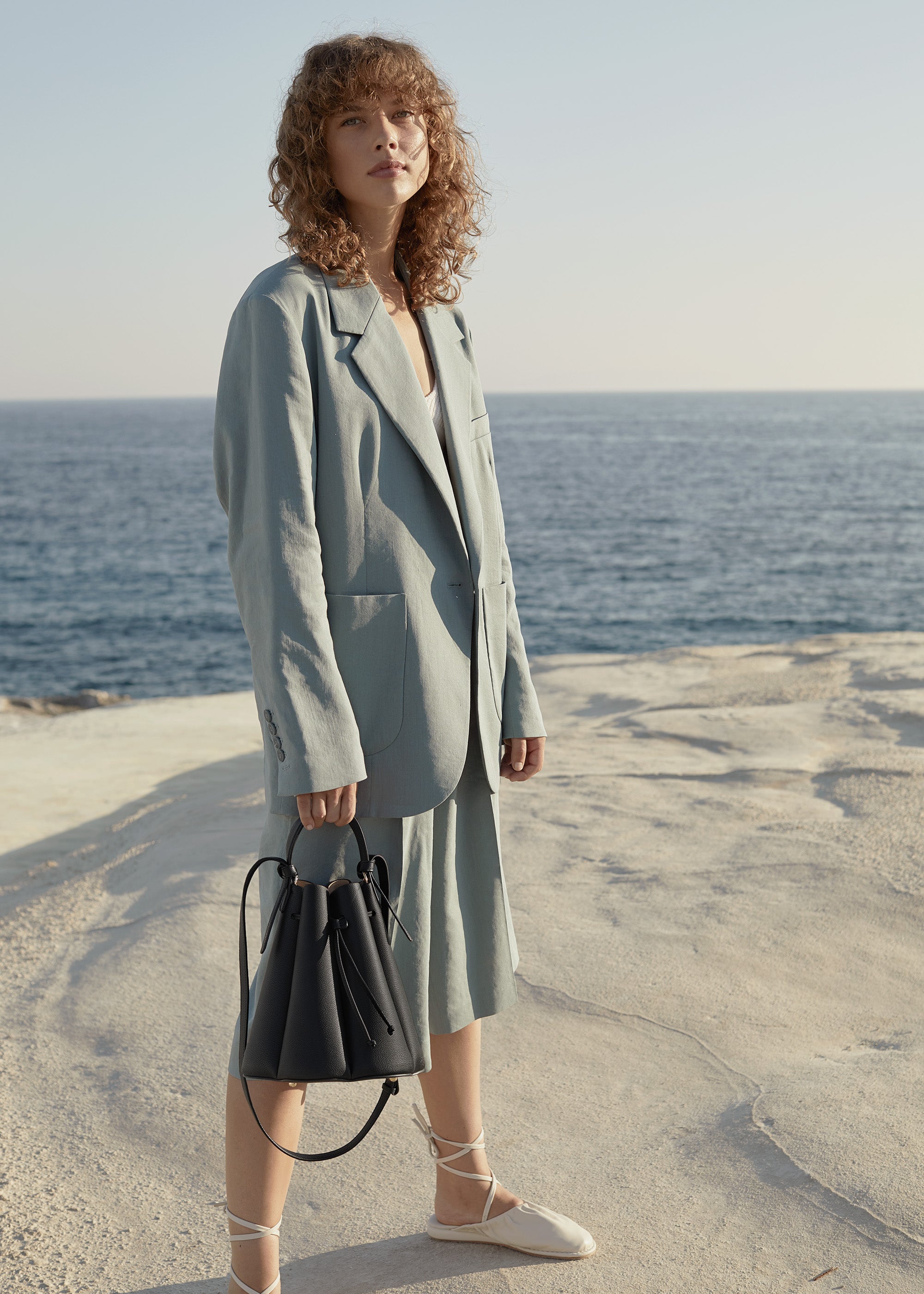 Num茅ro Huit - Noir Grain茅、mySite、camillekostekn