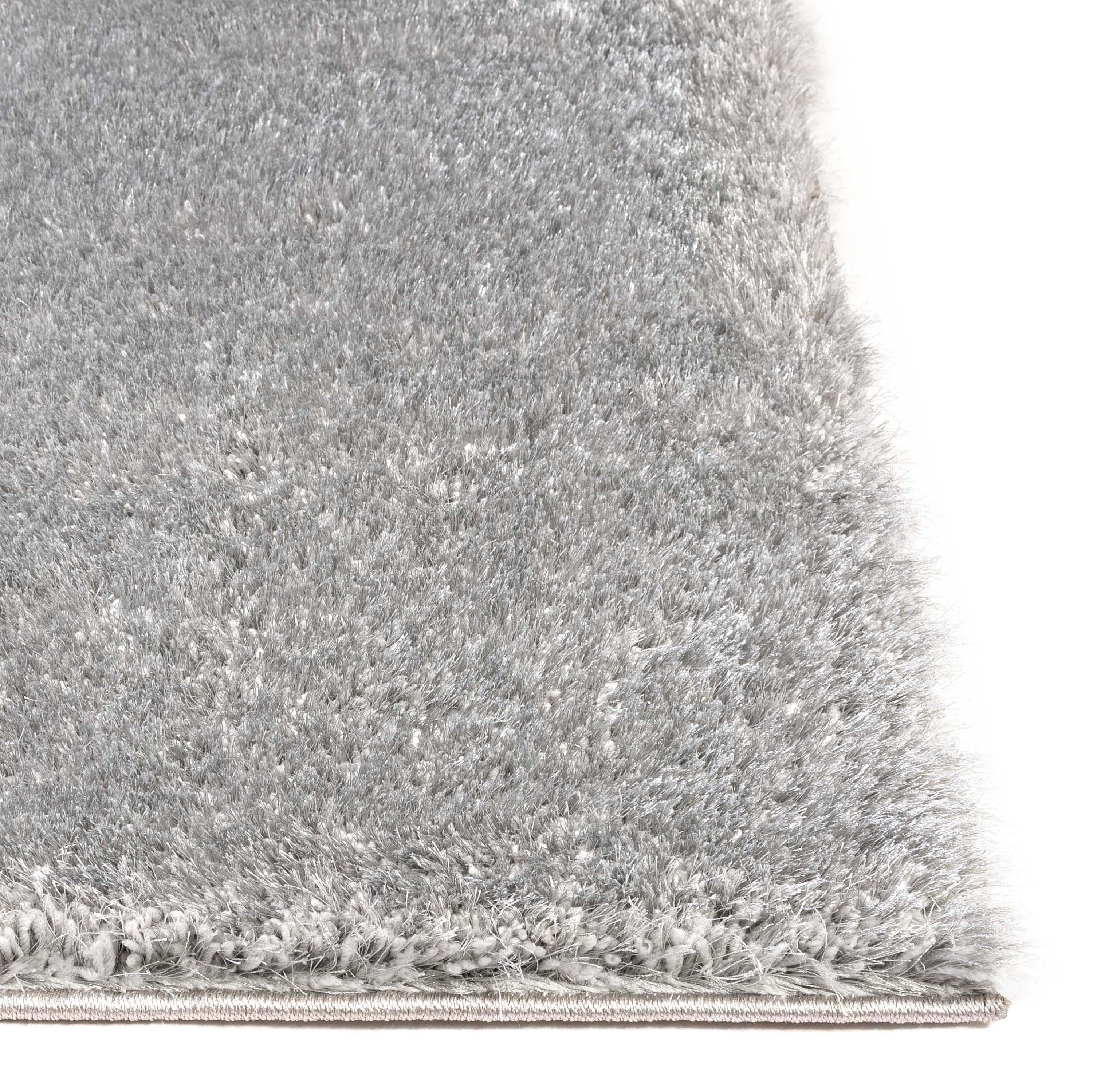 Feather Collection Liza Silver Shag Rug – Sparkly, Plush, Minimalist Glam、mySite、gigharbornorthrealestate