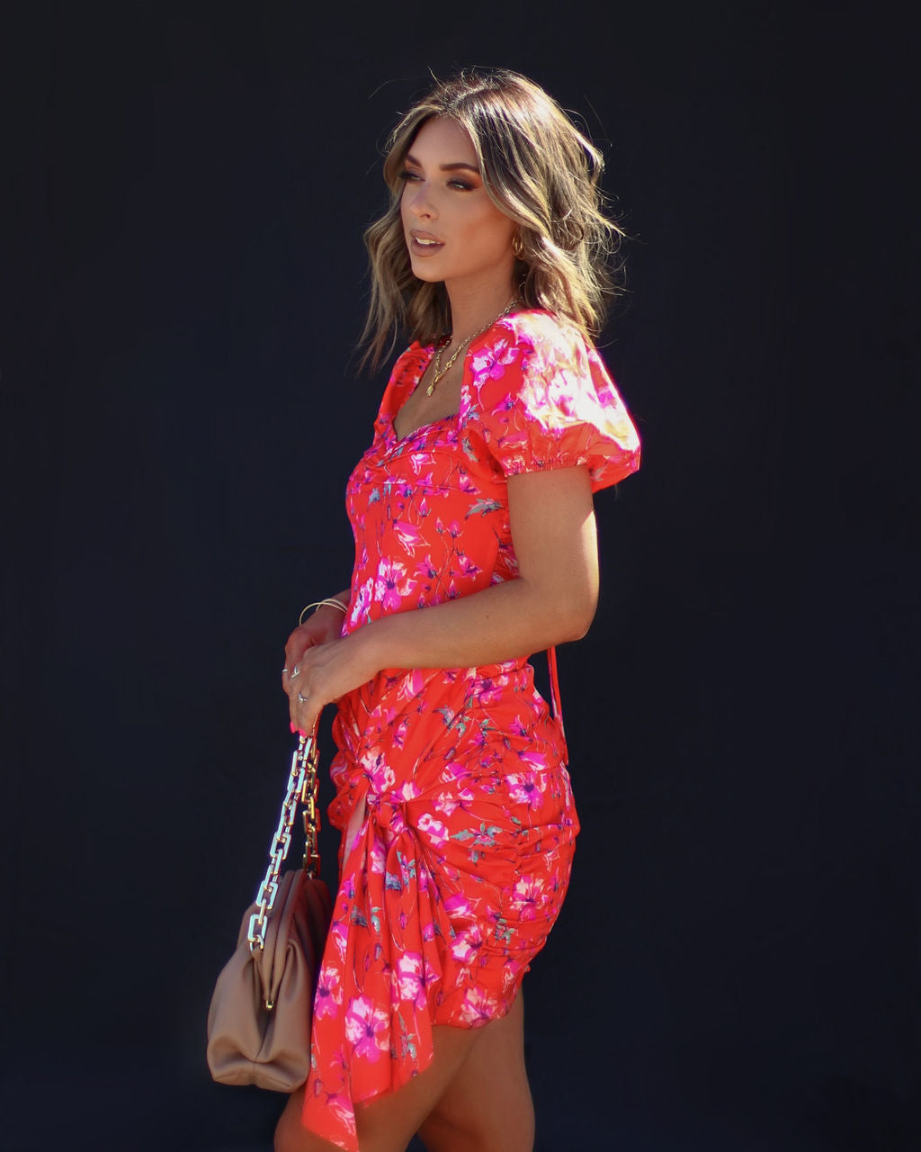 {product_title} - {shop_name}