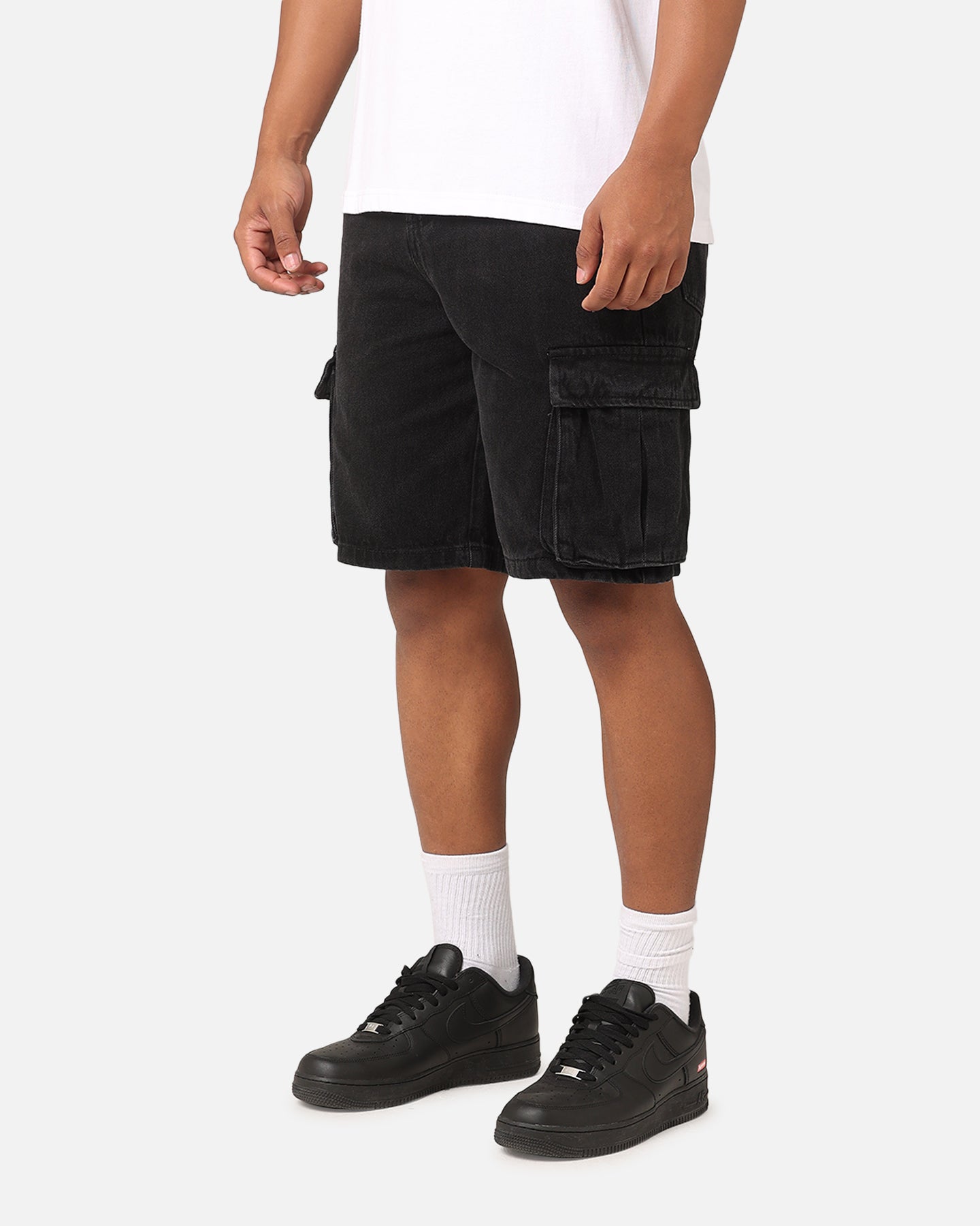 {product_title} - {shop_name}