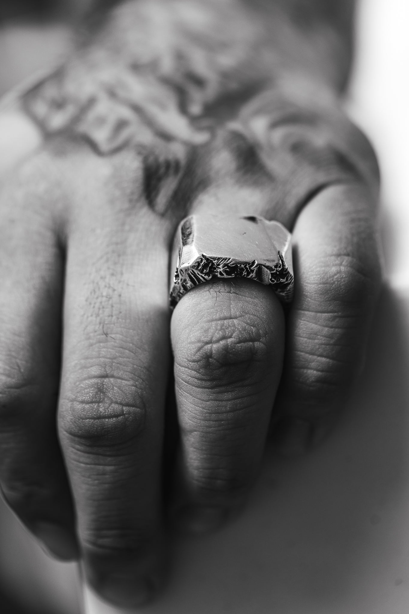  Block Chip Signet in Distressed Silver、mySite、merchandisen