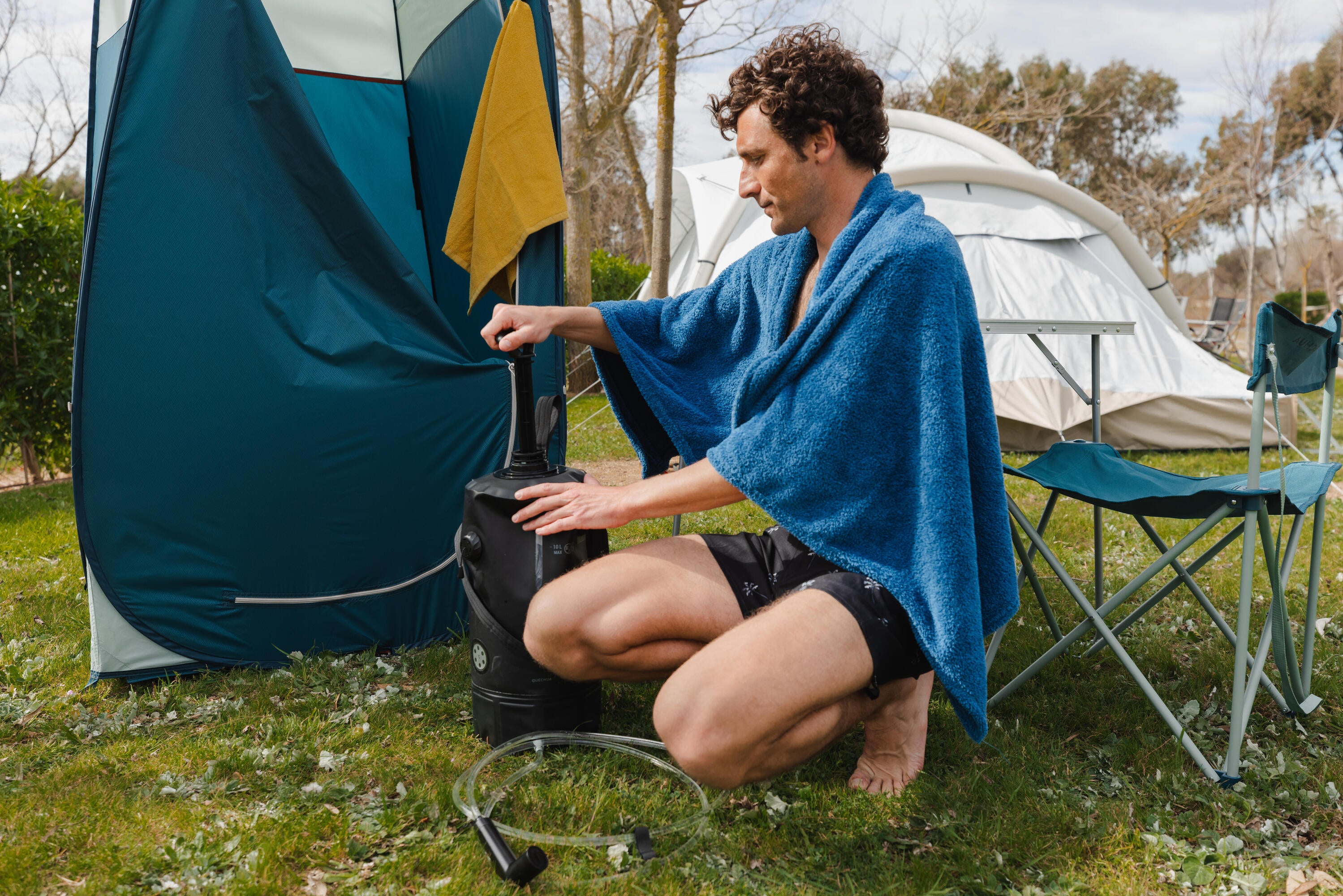 Quechua 10 L Solar Pressure Camping Shower