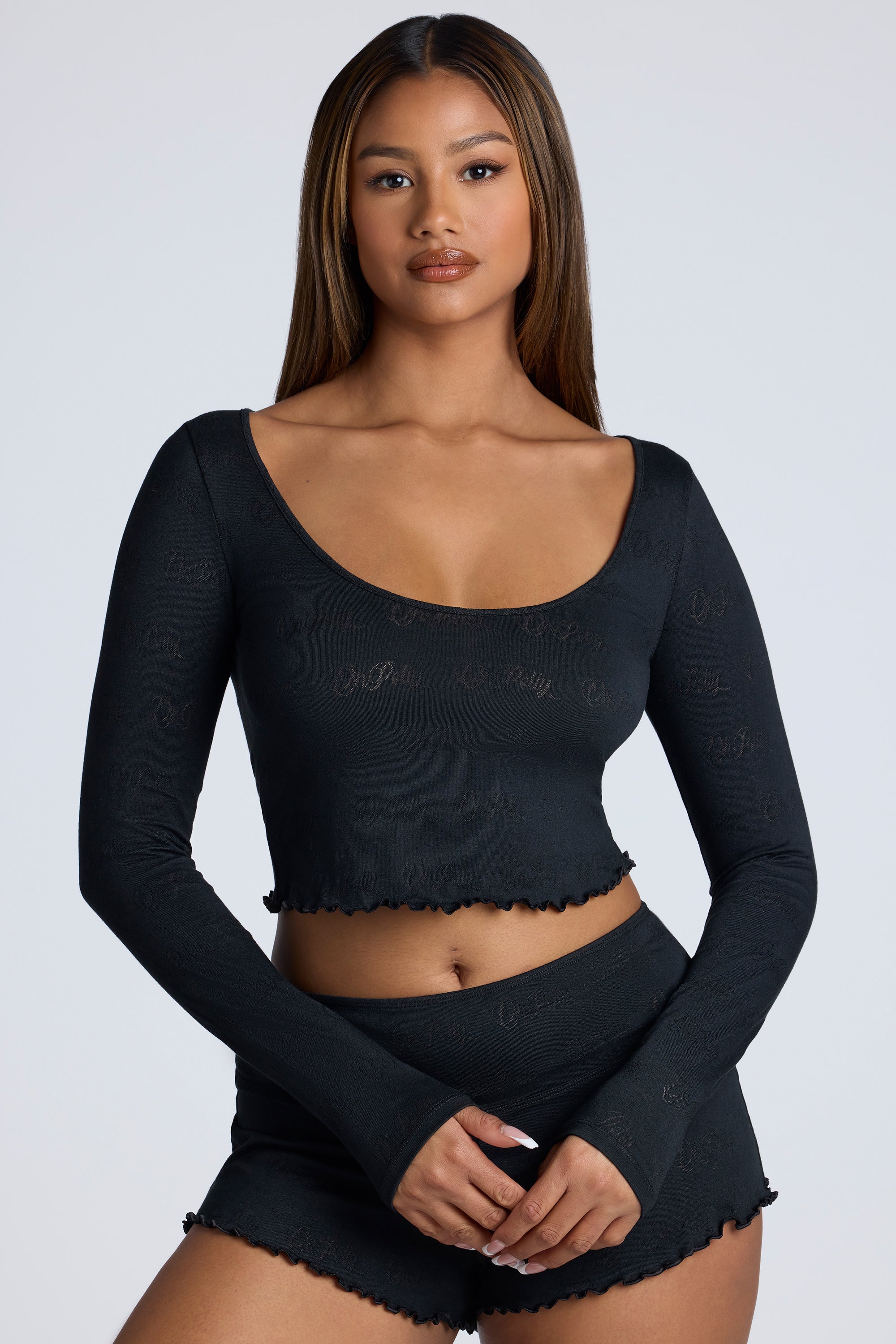 Long Sleeve Scoop Neck Pointelle Crop Top in Black、mySite、solidvoid