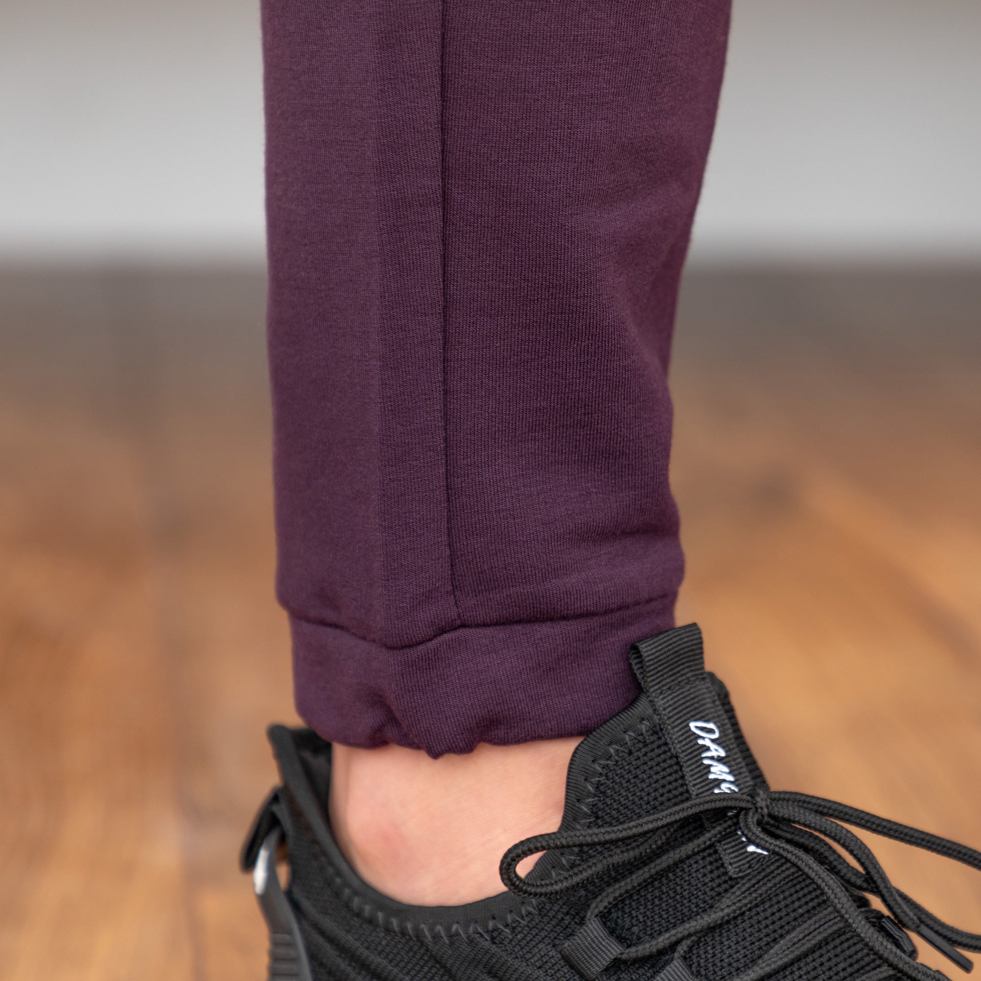 Paw Print Lightweight Tapered Sweatpants with Pockets & Elastic Waist、mySite、camillekostekn