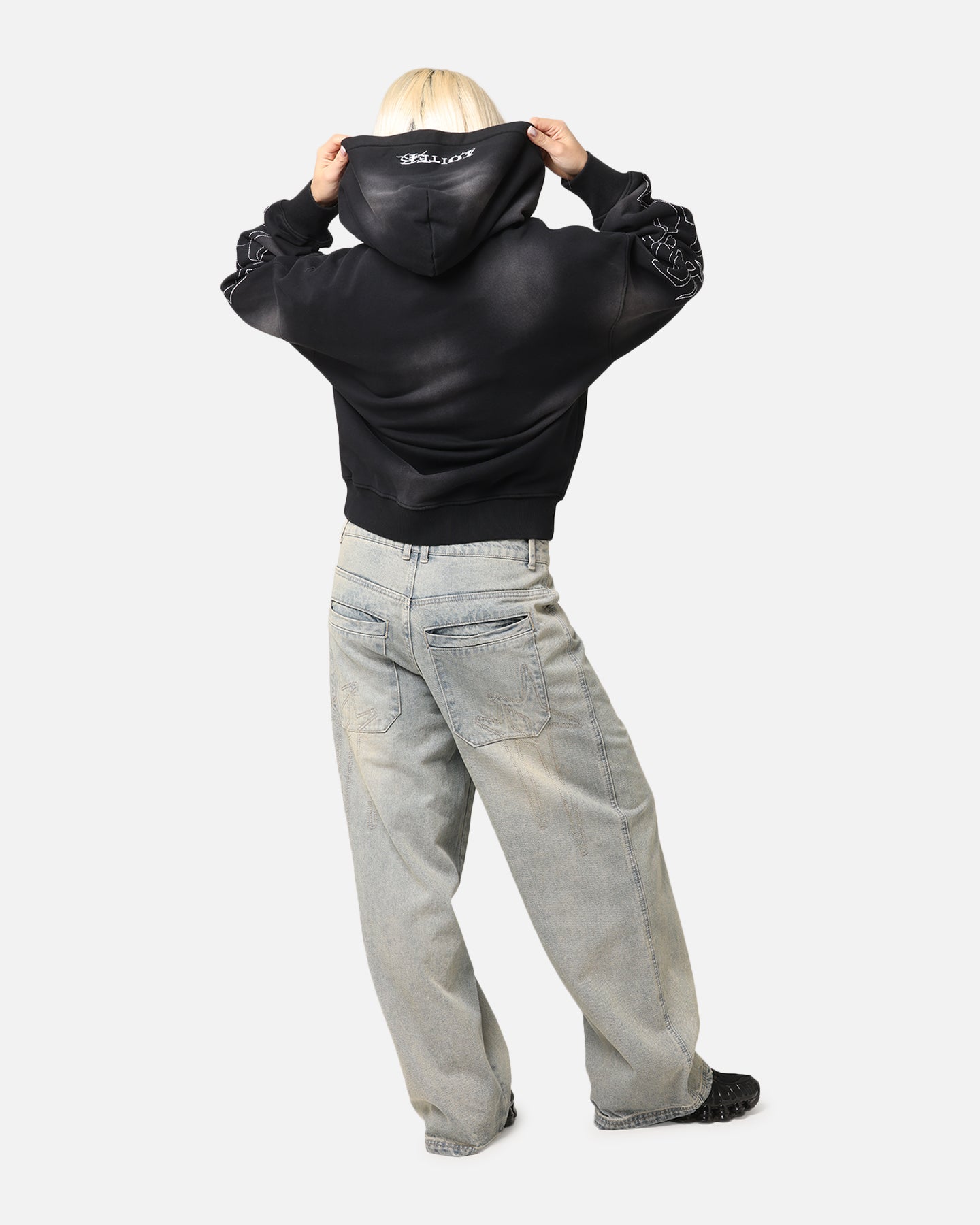 {product_title} - {shop_name}