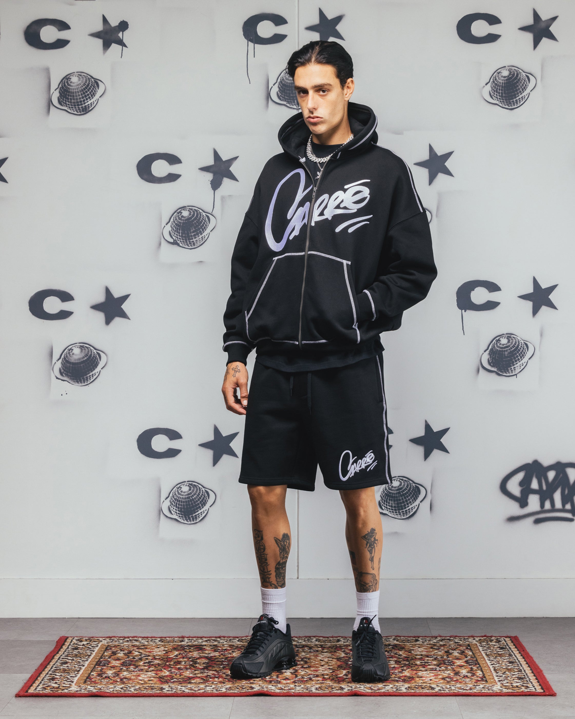 {product_title} - {shop_name}