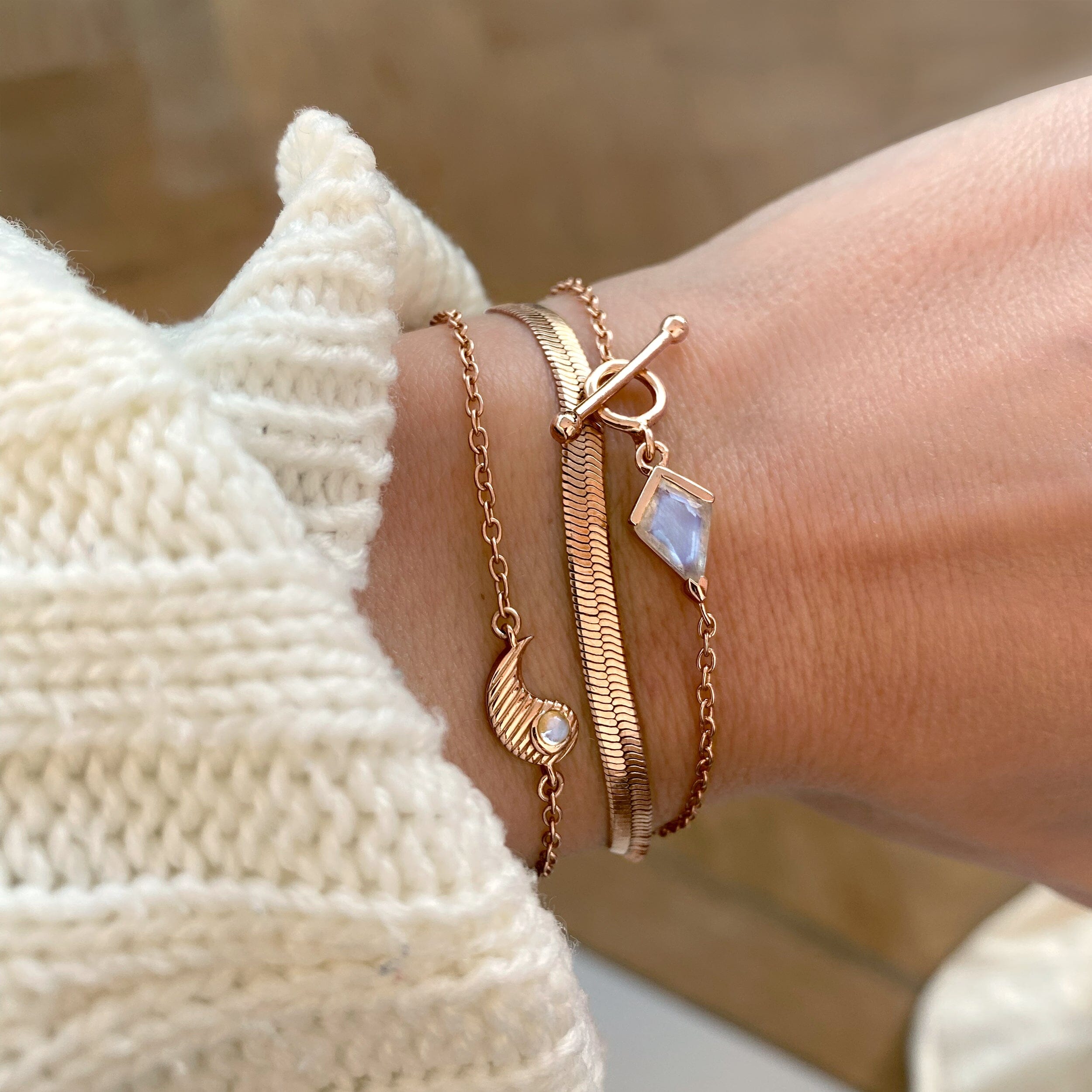 Moonstone Bracelet - Heroine T-Lock、mySite、hinf8tx79