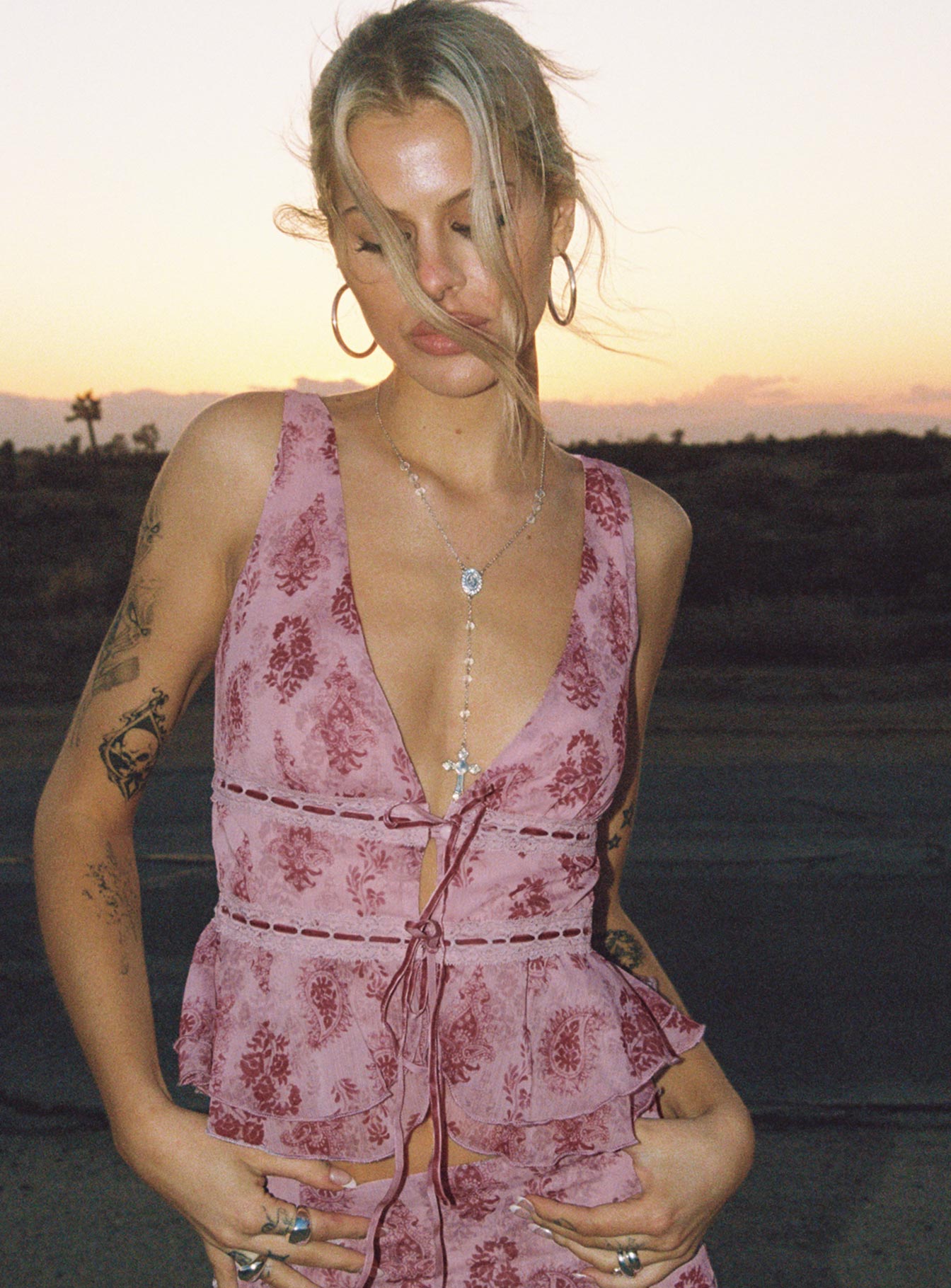 Nikolise Top Purple、mySite、solidvoid