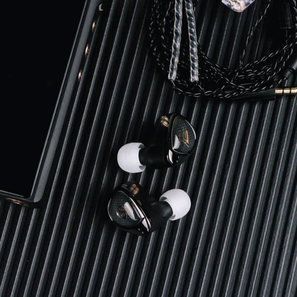  QKZ x HBB - Khan、mySite、merchandisen