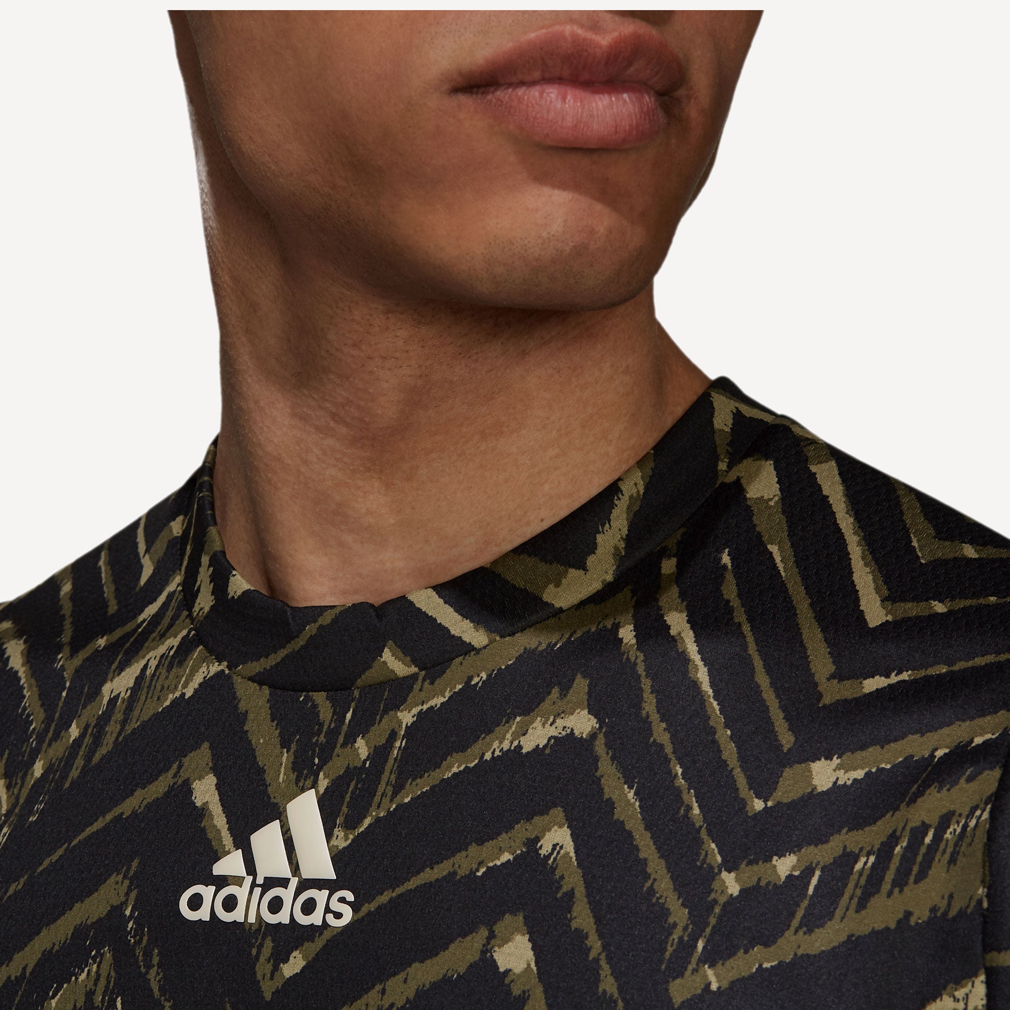 adidas Freelift Primeblue Men's Printed Tennis Shirt