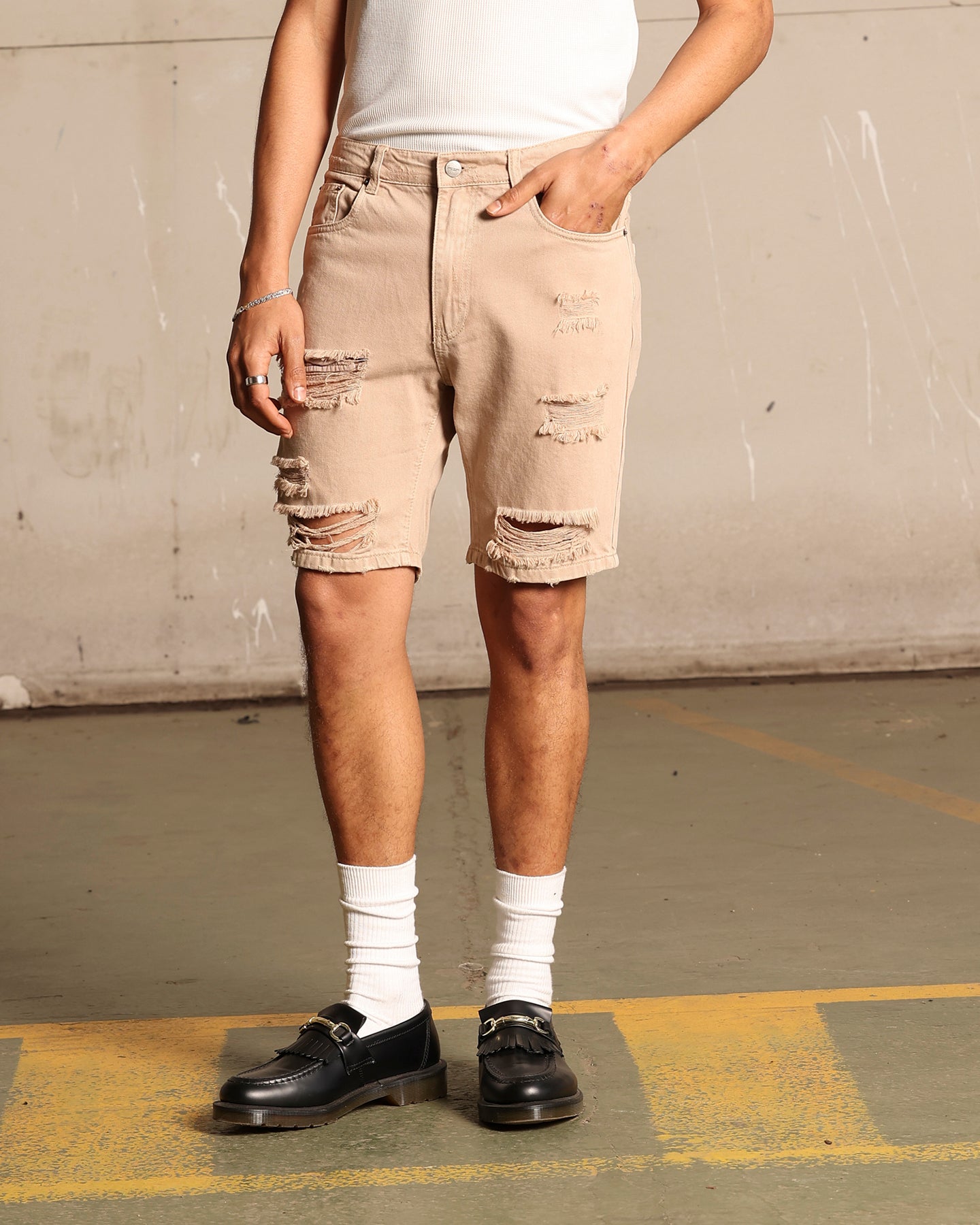 Saint Morta Destroyer Distressed Shorts Bone、mySite、zt4zffjzw