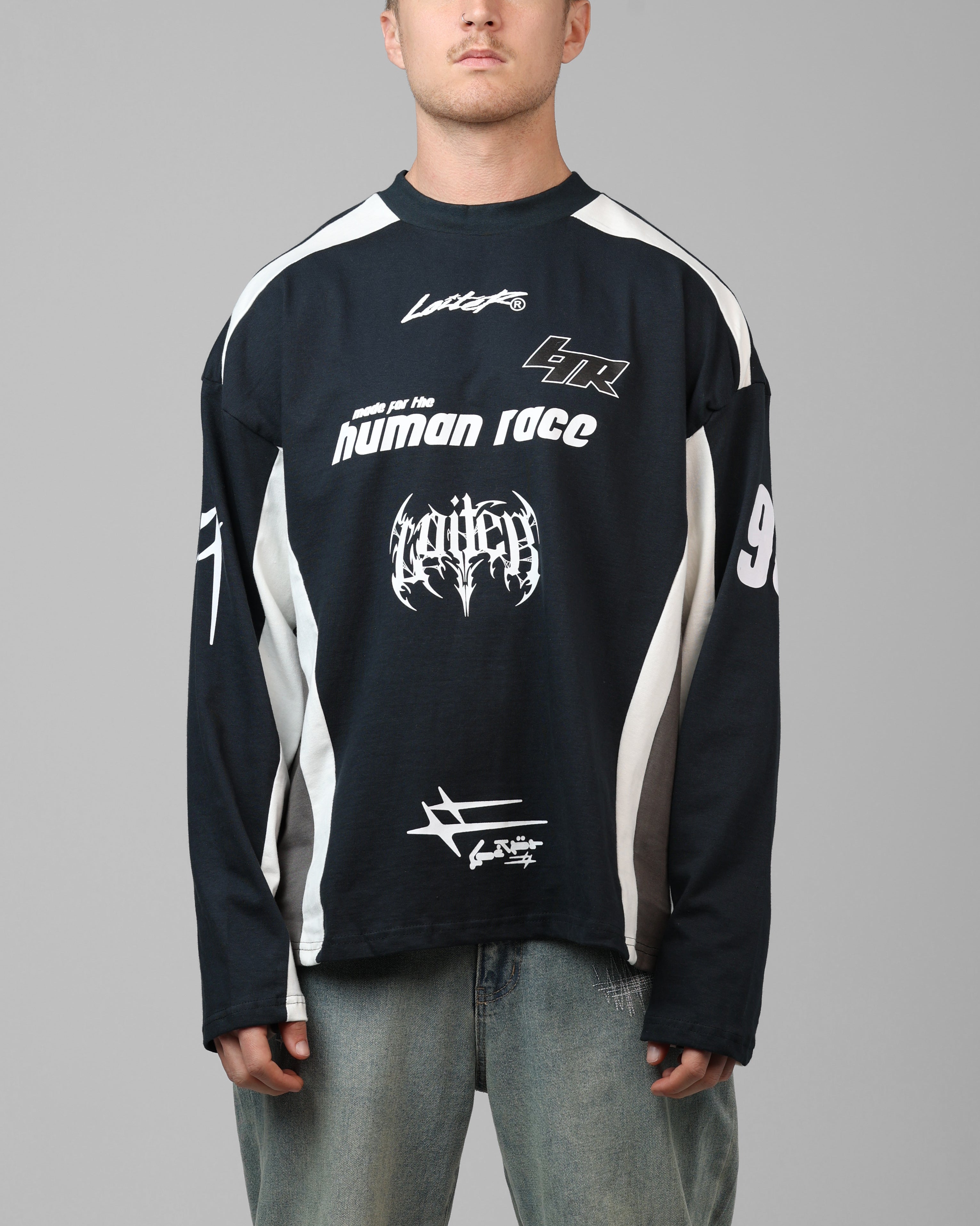 {product_title} - {shop_name}