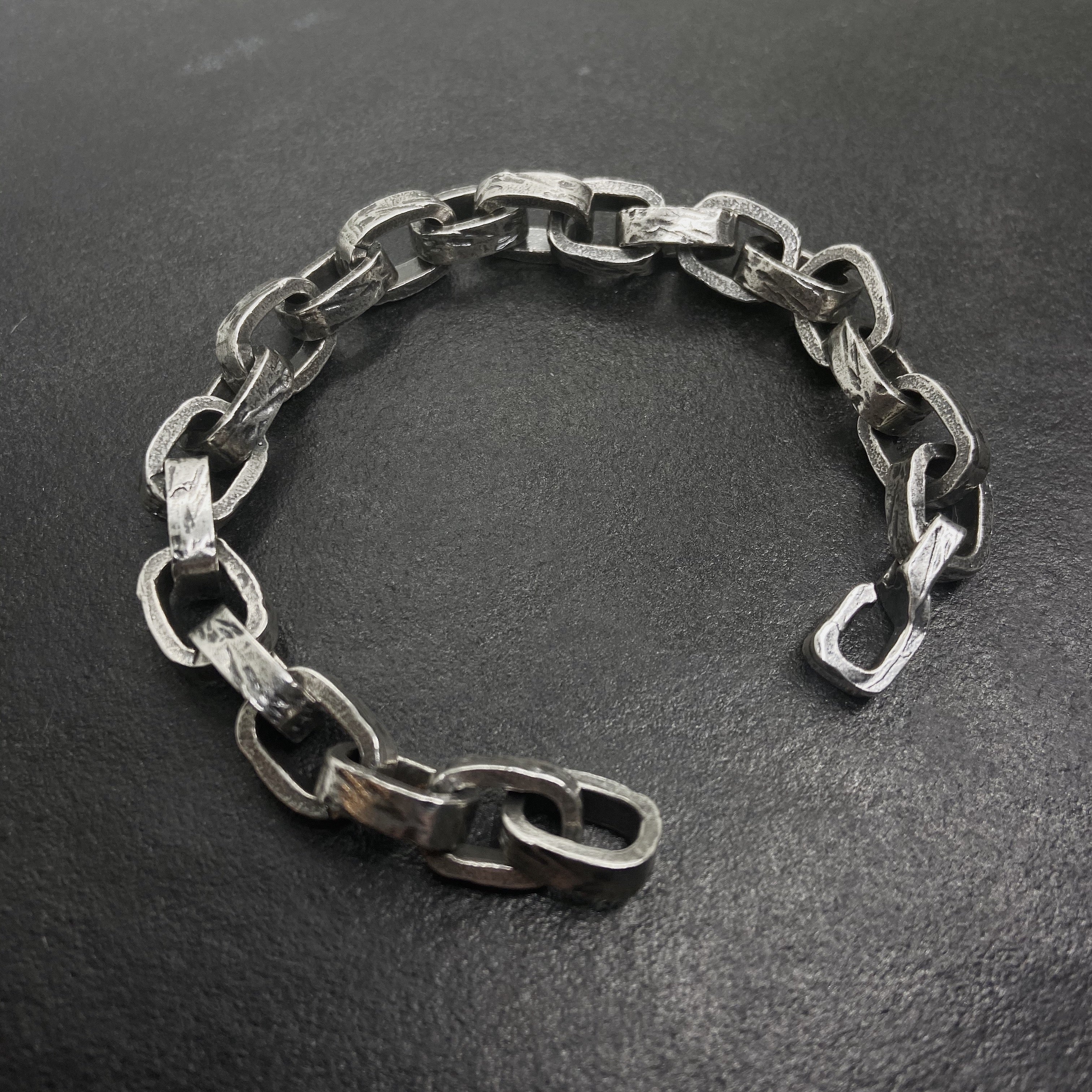 Broken Link Chain Bracelet in Silver、mySite、merchandisen