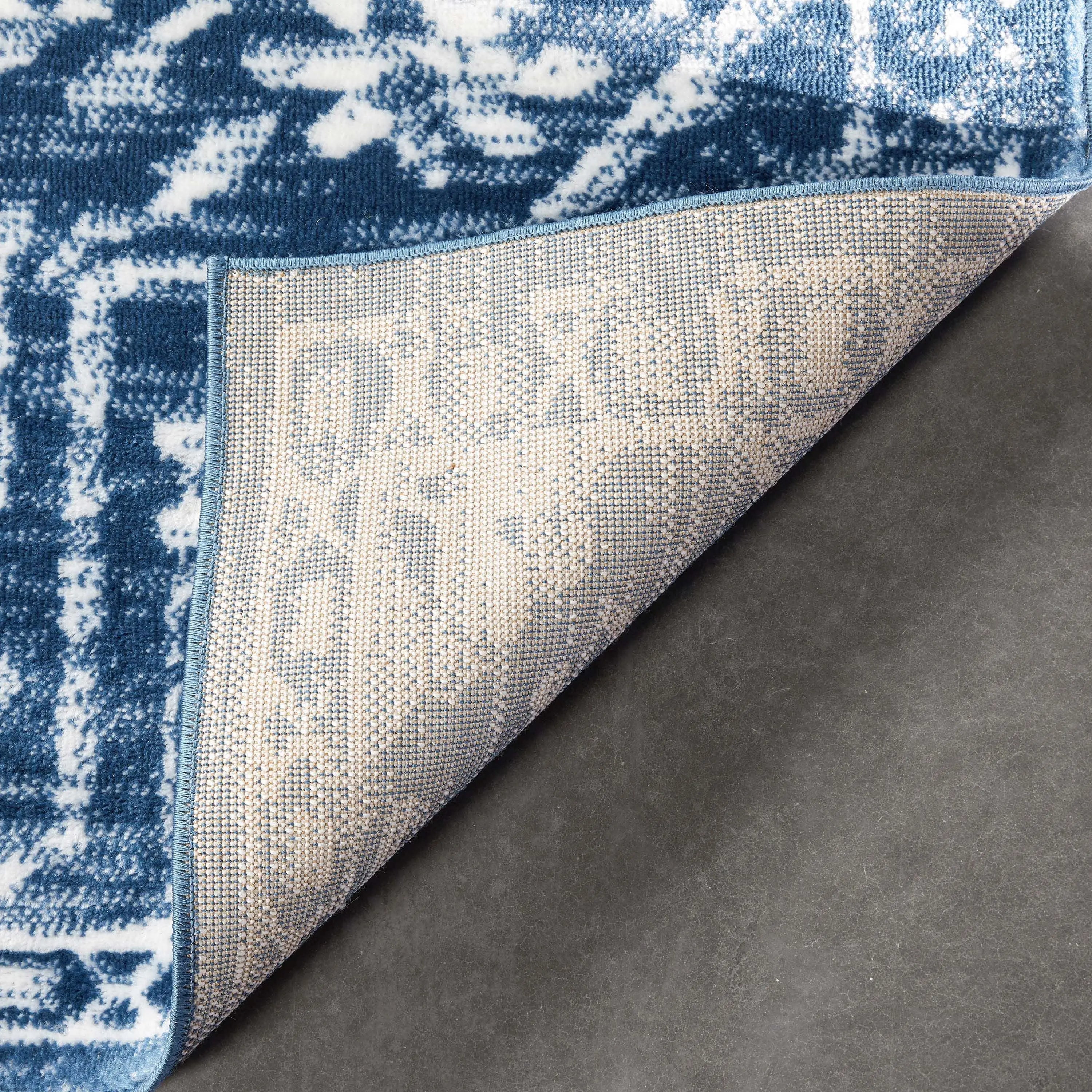 Disa Vintage Medallion Light Blue Soft Rug By Chill Rugs、mySite、gigharbornorthrealestate