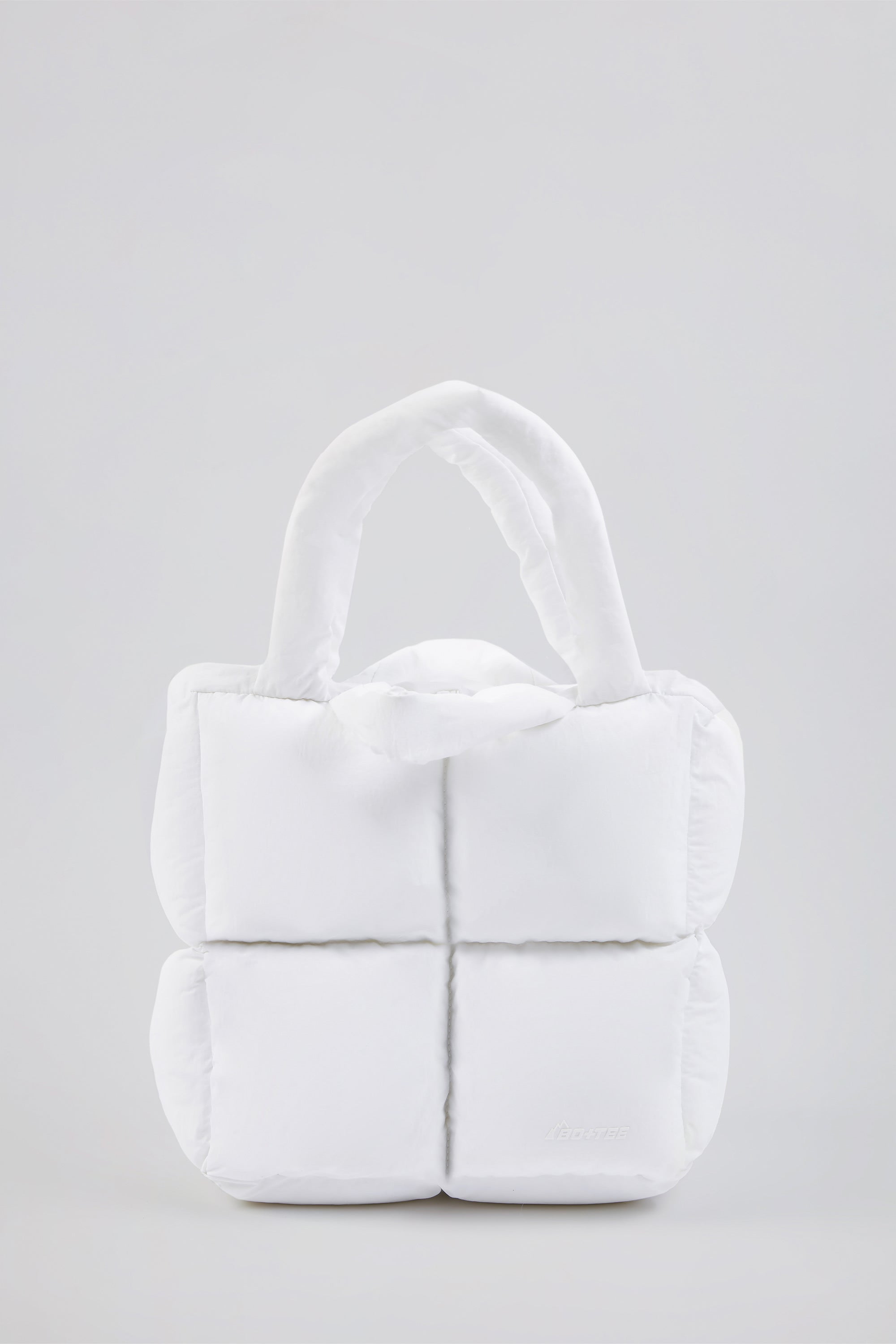 Quilted Puffer Bag in White、mySite、solidvoid