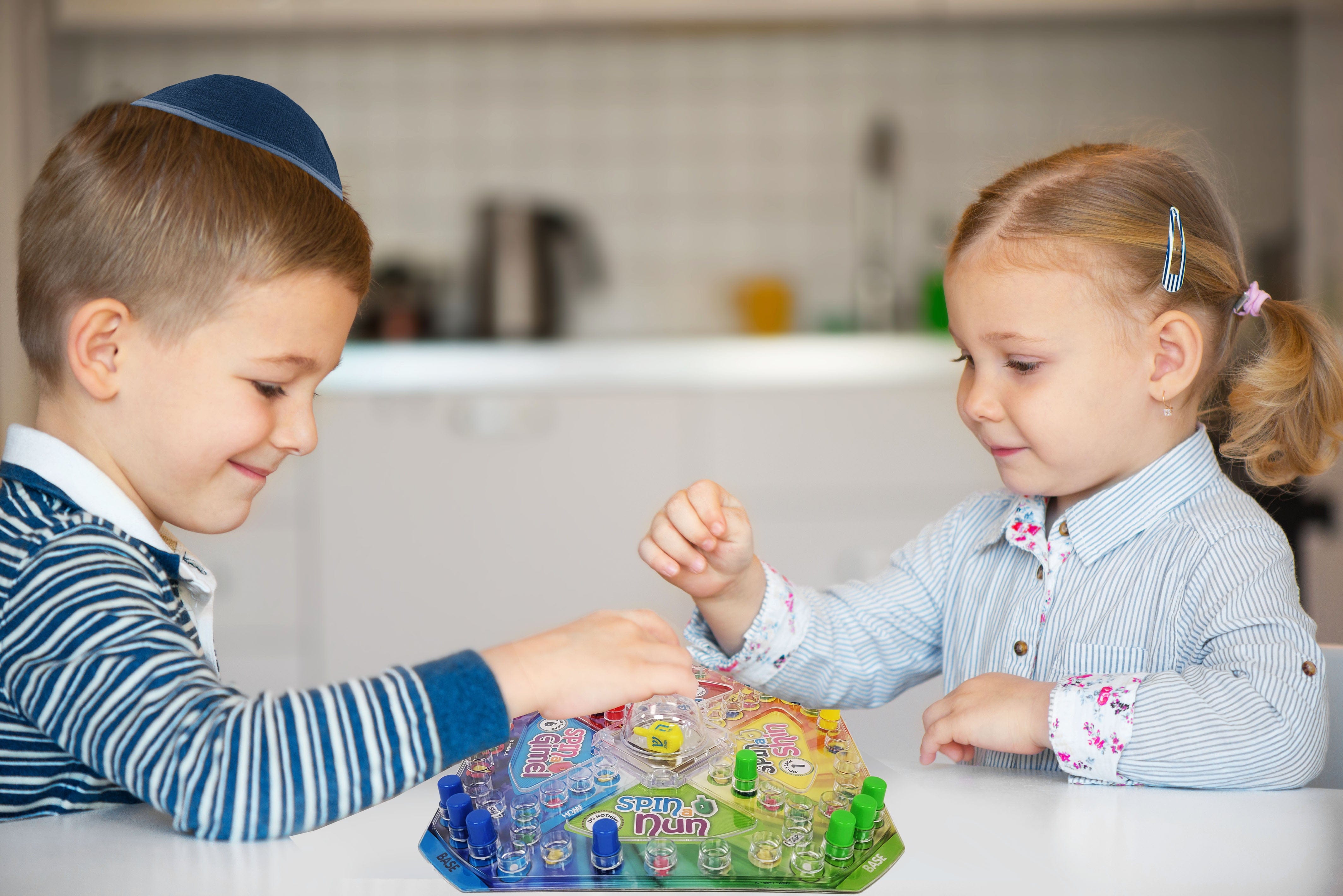 Dreidel Pop 'n Spin Game、mySite、topwebapps