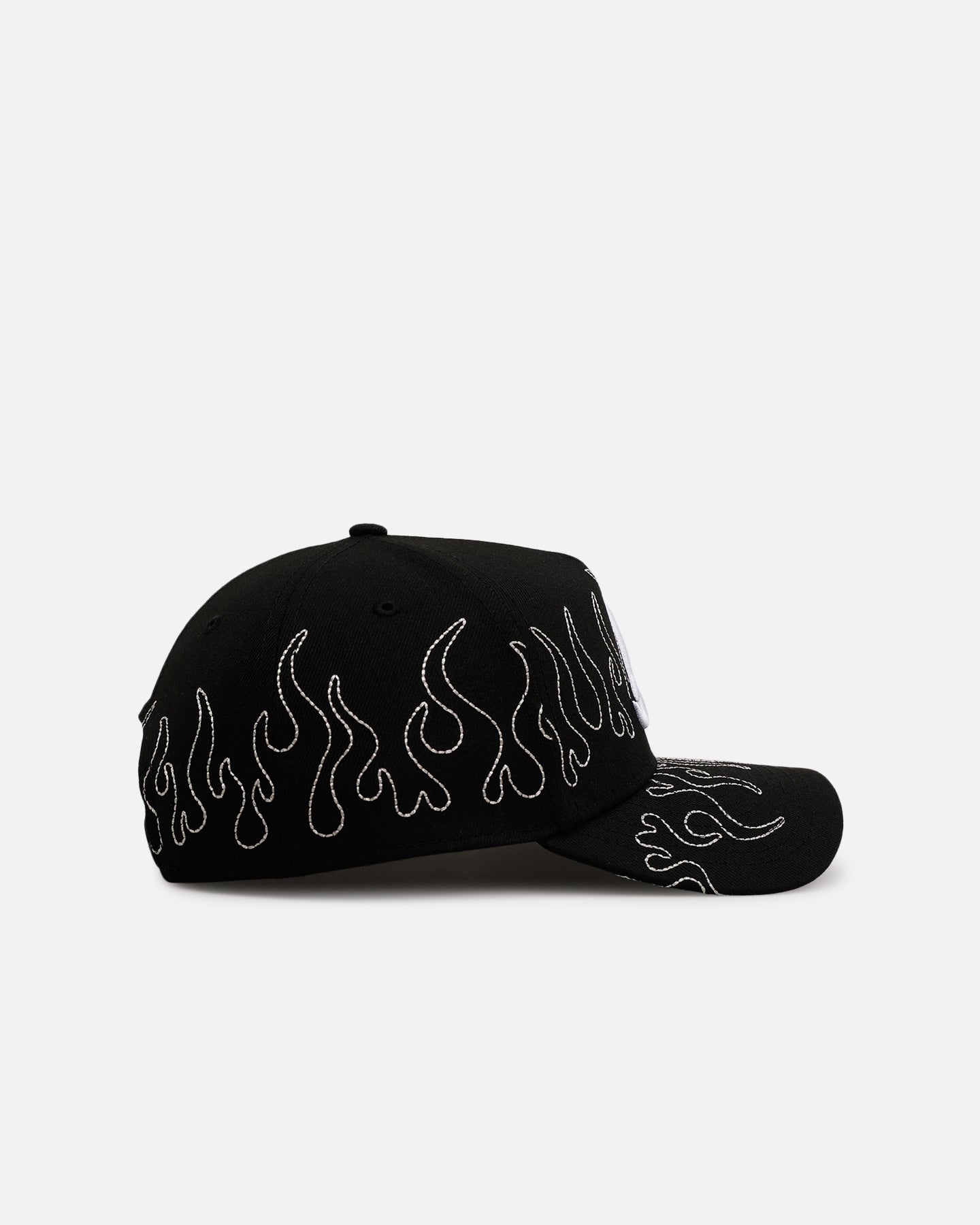 New Era Atlanta Braves 'Outline Flames' 9FORTY A-Frame Snapback Black、mySite、zt4zffjzw