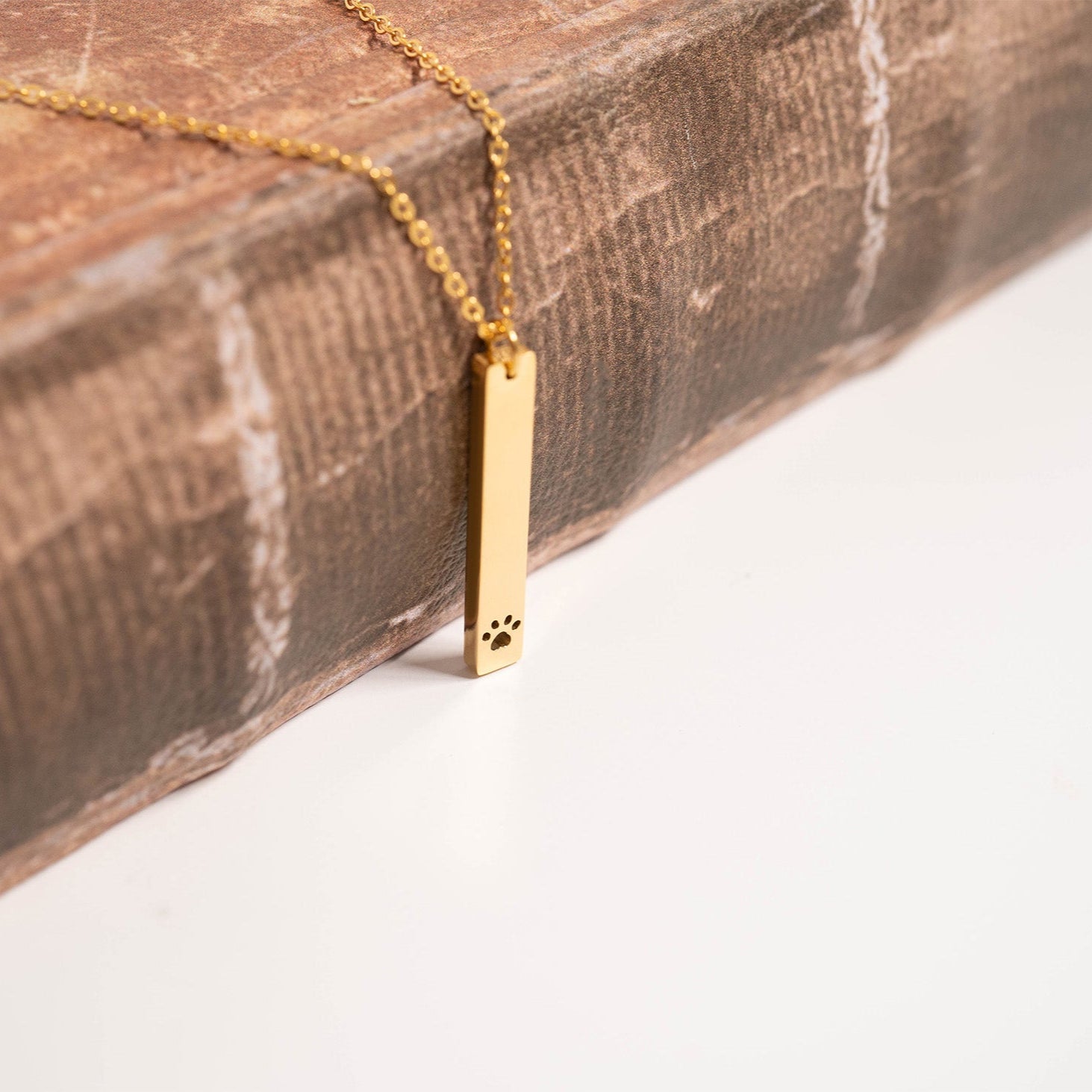 18K Gold PVD Stainless Steel Paw Print Cutout Vertical Blank Bar Necklace / SBB0300、mySite、dreamappss